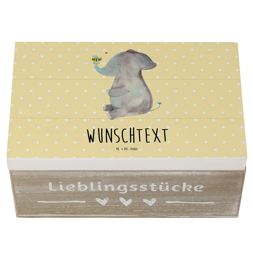 Personalisierte Holzkiste Elefant Biene Holzkiste mit Namen, Kiste mit Namen, Schatzkiste mit Namen, Truhe mit Namen, Schatulle mit Namen, Erinnerungsbox mit Namen, Erinnerungskiste, mit Namen, Dekokiste mit Namen, Aufbewahrungsbox mit Namen, Holzkiste Personalisiert, Kiste Personalisiert, Schatzkiste Personalisiert, Truhe Personalisiert, Schatulle Personalisiert, Erinnerungsbox Personalisiert, Erinnerungskiste Personalisiert, Dekokiste Personalisiert, Aufbewahrungsbox Personalisiert, Geschenkbox personalisiert, GEschenkdose personalisiert, Tiermotive, Gute Laune, lustige Sprüche, Tiere, Elefant, Biene, Liebe, Liebesbeweis, Jahrestag, Liebesgeschenk, Heiratsantrag, Hochzeitsgeschenk, Liebesspruch