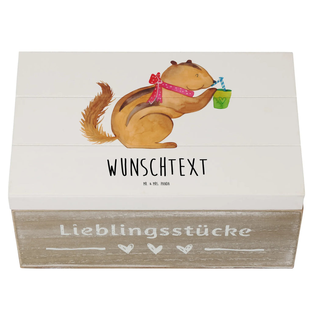 Personalisierte Holzkiste Eichhörnchen Smoothie Holzkiste mit Namen, Kiste mit Namen, Schatzkiste mit Namen, Truhe mit Namen, Schatulle mit Namen, Erinnerungsbox mit Namen, Erinnerungskiste, mit Namen, Dekokiste mit Namen, Aufbewahrungsbox mit Namen, Holzkiste Personalisiert, Kiste Personalisiert, Schatzkiste Personalisiert, Truhe Personalisiert, Schatulle Personalisiert, Erinnerungsbox Personalisiert, Erinnerungskiste Personalisiert, Dekokiste Personalisiert, Aufbewahrungsbox Personalisiert, Geschenkbox personalisiert, GEschenkdose personalisiert, Tiermotive, Gute Laune, lustige Sprüche, Tiere, Green Smoothies, Diät, Abnehmen, Streifenhörnchen, Eichhörnchen