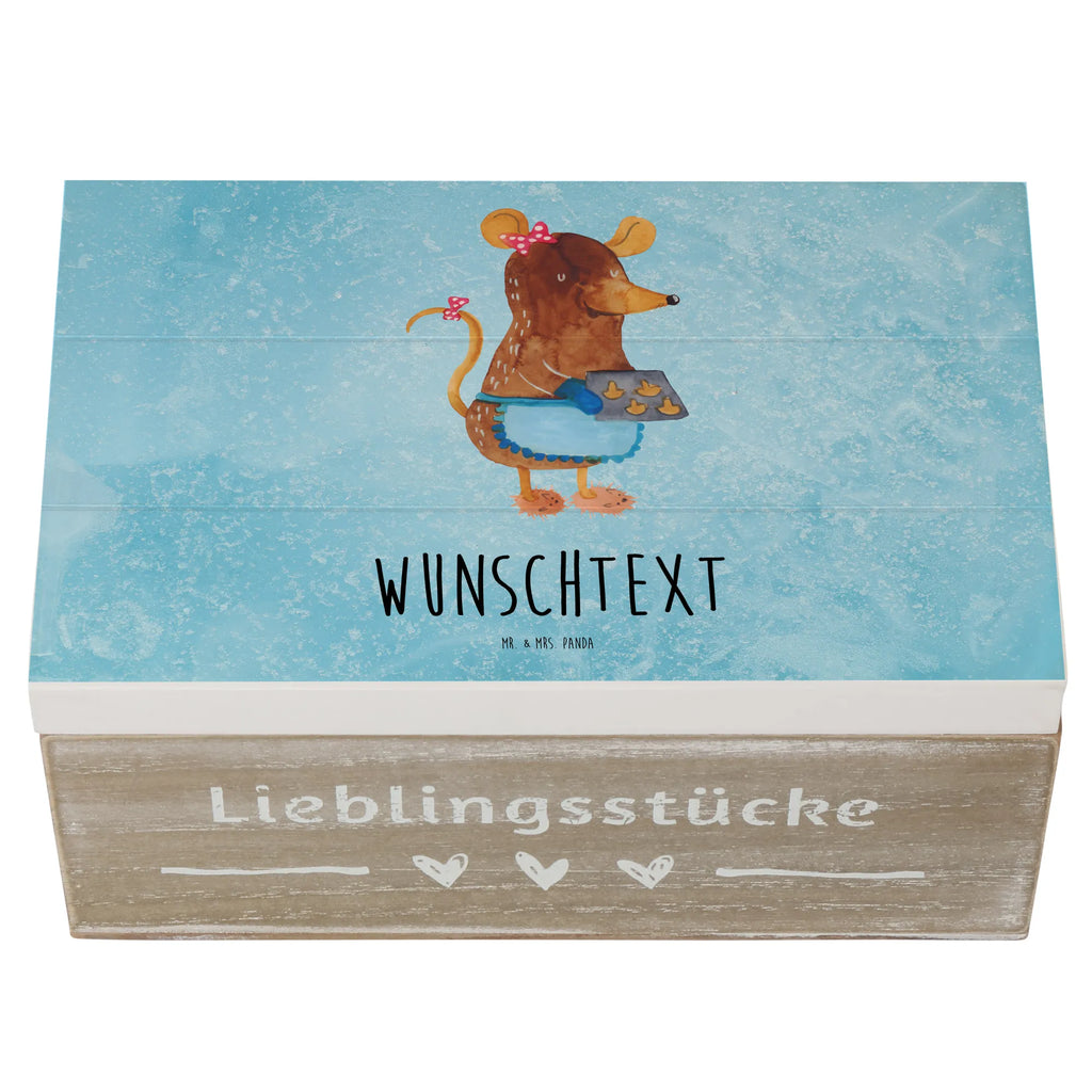 Personalisierte Holzkiste Maus Kekse Holzkiste mit Namen, Kiste mit Namen, Schatzkiste mit Namen, Truhe mit Namen, Schatulle mit Namen, Erinnerungsbox mit Namen, Erinnerungskiste, mit Namen, Dekokiste mit Namen, Aufbewahrungsbox mit Namen, Holzkiste Personalisiert, Kiste Personalisiert, Schatzkiste Personalisiert, Truhe Personalisiert, Schatulle Personalisiert, Erinnerungsbox Personalisiert, Erinnerungskiste Personalisiert, Dekokiste Personalisiert, Aufbewahrungsbox Personalisiert, Geschenkbox personalisiert, GEschenkdose personalisiert, Winter, Weihnachten, Weihnachtsdeko, Nikolaus, Advent, Heiligabend, Wintermotiv, Maus, Kekse, backen, Weihnachtskekse, Plätzchen, Weihnachtsbäckerei, Chaosqueen