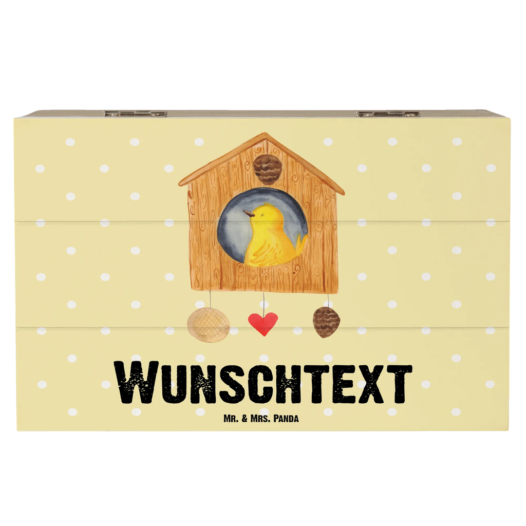 Personalisierte Holzkiste Vogel Haus Holzkiste mit Namen, Kiste mit Namen, Schatzkiste mit Namen, Truhe mit Namen, Schatulle mit Namen, Erinnerungsbox mit Namen, Erinnerungskiste, mit Namen, Dekokiste mit Namen, Aufbewahrungsbox mit Namen, Holzkiste Personalisiert, Kiste Personalisiert, Schatzkiste Personalisiert, Truhe Personalisiert, Schatulle Personalisiert, Erinnerungsbox Personalisiert, Erinnerungskiste Personalisiert, Dekokiste Personalisiert, Aufbewahrungsbox Personalisiert, Geschenkbox personalisiert, GEschenkdose personalisiert, Tiermotive, Gute Laune, lustige Sprüche, Tiere, Vogel, Vögel, Vogelhaus, Vogelhäuschen, Home sweet home, Zuhause, Nest, Eigenheim, Familie, Wohnung, Haus, unser Haus, Lieblingsort, Castle