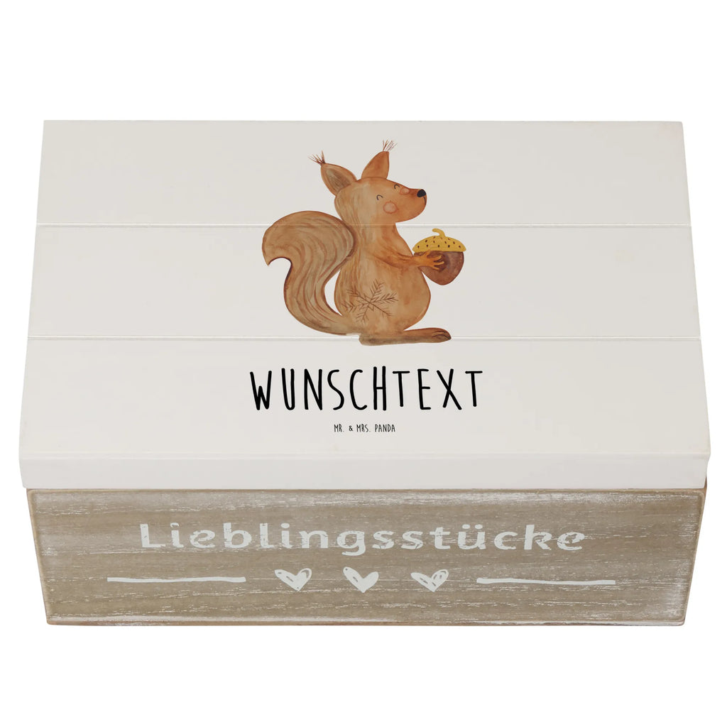 Personalisierte Holzkiste Eichhörnchen Weihnachten Holzkiste mit Namen, Kiste mit Namen, Schatzkiste mit Namen, Truhe mit Namen, Schatulle mit Namen, Erinnerungsbox mit Namen, Erinnerungskiste, mit Namen, Dekokiste mit Namen, Aufbewahrungsbox mit Namen, Holzkiste Personalisiert, Kiste Personalisiert, Schatzkiste Personalisiert, Truhe Personalisiert, Schatulle Personalisiert, Erinnerungsbox Personalisiert, Erinnerungskiste Personalisiert, Dekokiste Personalisiert, Aufbewahrungsbox Personalisiert, Geschenkbox personalisiert, GEschenkdose personalisiert, Winter, Weihnachten, Weihnachtsdeko, Nikolaus, Advent, Heiligabend, Wintermotiv, Frohe Weihnachten, Frohes neues Jahr, Guten Rutsch, Weihnachtsmotiv, Weihnachtsgruß, Neujahr, Vogel