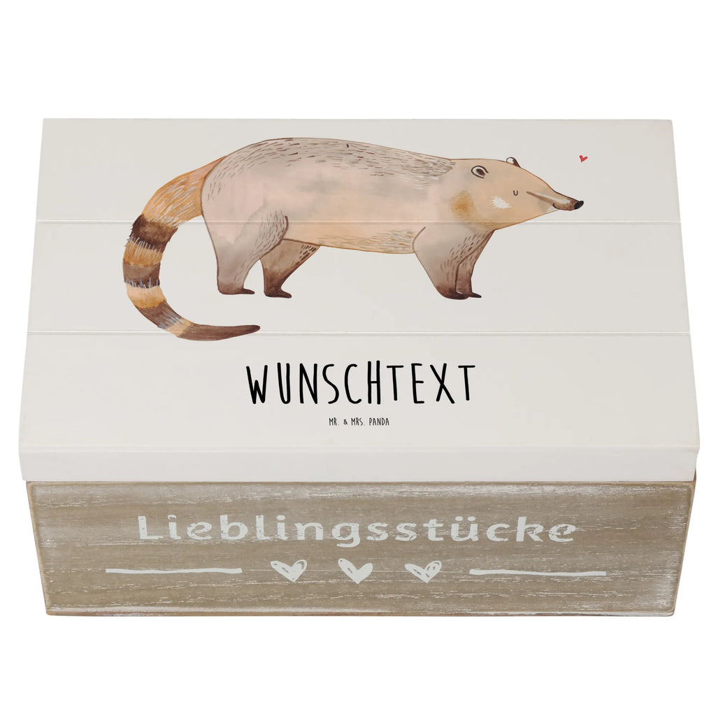 Personalisierte Holzkiste Nasenbär Holzkiste mit Namen, Kiste mit Namen, Schatzkiste mit Namen, Truhe mit Namen, Schatulle mit Namen, Erinnerungsbox mit Namen, Erinnerungskiste, mit Namen, Dekokiste mit Namen, Aufbewahrungsbox mit Namen, Holzkiste Personalisiert, Kiste Personalisiert, Schatzkiste Personalisiert, Truhe Personalisiert, Schatulle Personalisiert, Erinnerungsbox Personalisiert, Erinnerungskiste Personalisiert, Dekokiste Personalisiert, Aufbewahrungsbox Personalisiert, Geschenkbox personalisiert, GEschenkdose personalisiert, Tiermotive, Gute Laune, lustige Sprüche, Tiere, Nasenbär, Nasenbären, Rüsselbär, Bär