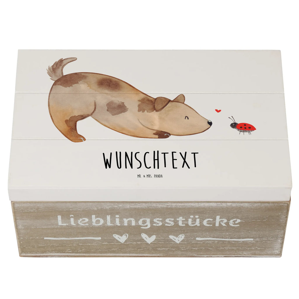 Personalisierte Holzkiste Hund Marienkäfer Holzkiste mit Namen, Kiste mit Namen, Schatzkiste mit Namen, Truhe mit Namen, Schatulle mit Namen, Erinnerungsbox mit Namen, Erinnerungskiste, mit Namen, Dekokiste mit Namen, Aufbewahrungsbox mit Namen, Holzkiste Personalisiert, Kiste Personalisiert, Schatzkiste Personalisiert, Truhe Personalisiert, Schatulle Personalisiert, Erinnerungsbox Personalisiert, Erinnerungskiste Personalisiert, Dekokiste Personalisiert, Aufbewahrungsbox Personalisiert, Geschenkbox personalisiert, GEschenkdose personalisiert, Hund, Hundemotiv, Haustier, Hunderasse, Tierliebhaber, Hundebesitzer, Sprüche, Hunde, Hundespruch, Marienkäfer, Mischling, Mischlinghund