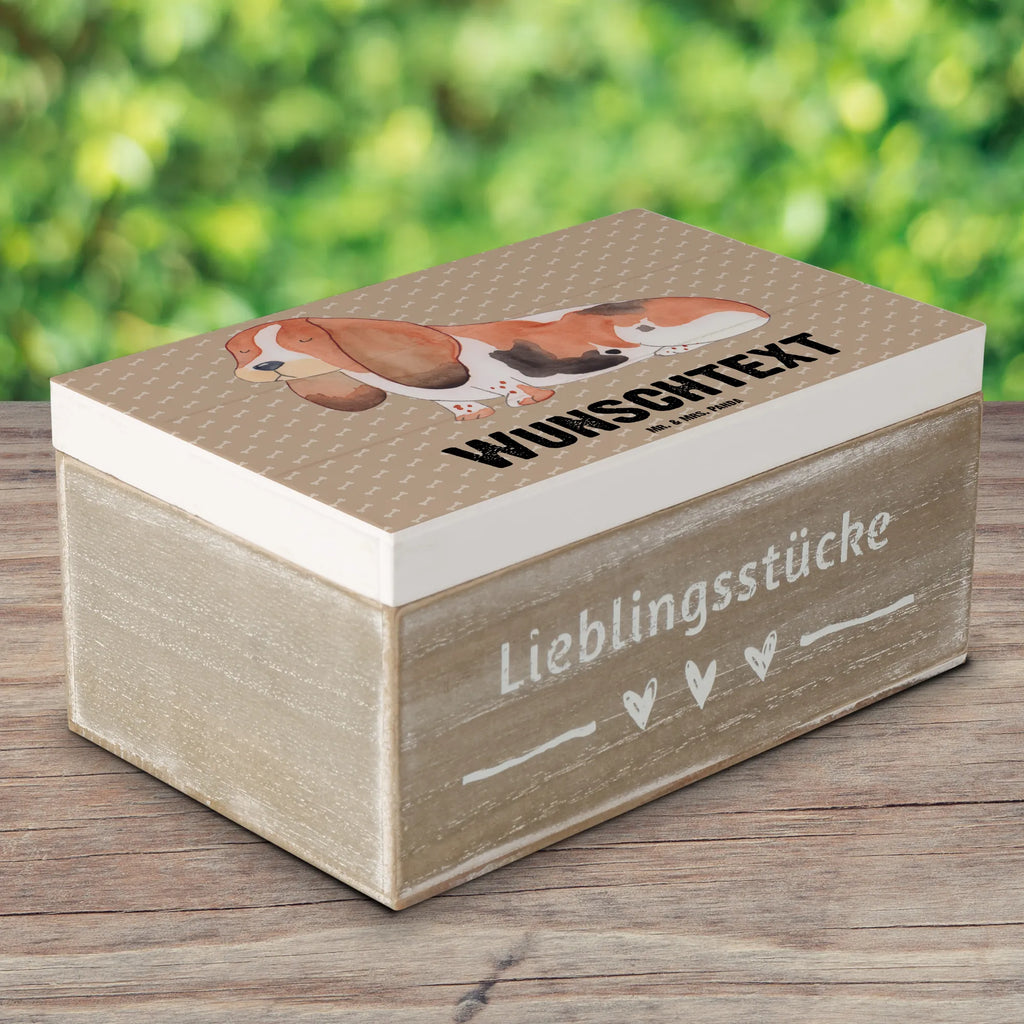 Personalisierte Holzkiste Hund Basset Hound Holzkiste mit Namen, Kiste mit Namen, Schatzkiste mit Namen, Truhe mit Namen, Schatulle mit Namen, Erinnerungsbox mit Namen, Erinnerungskiste, mit Namen, Dekokiste mit Namen, Aufbewahrungsbox mit Namen, Holzkiste Personalisiert, Kiste Personalisiert, Schatzkiste Personalisiert, Truhe Personalisiert, Schatulle Personalisiert, Erinnerungsbox Personalisiert, Erinnerungskiste Personalisiert, Dekokiste Personalisiert, Aufbewahrungsbox Personalisiert, Geschenkbox personalisiert, GEschenkdose personalisiert, Hund, Hundemotiv, Haustier, Hunderasse, Tierliebhaber, Hundebesitzer, Sprüche, Basset Hound, Basset, Hundeliebe, kinderlos