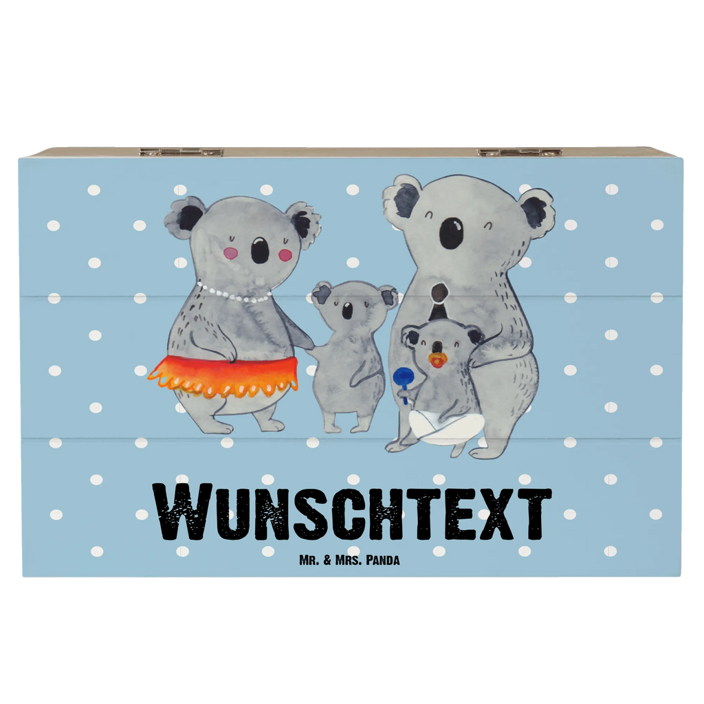 Personalisierte Holzkiste Koala Familie Holzkiste mit Namen, Kiste mit Namen, Schatzkiste mit Namen, Truhe mit Namen, Schatulle mit Namen, Erinnerungsbox mit Namen, Erinnerungskiste, mit Namen, Dekokiste mit Namen, Aufbewahrungsbox mit Namen, Holzkiste Personalisiert, Kiste Personalisiert, Schatzkiste Personalisiert, Truhe Personalisiert, Schatulle Personalisiert, Erinnerungsbox Personalisiert, Erinnerungskiste Personalisiert, Dekokiste Personalisiert, Aufbewahrungsbox Personalisiert, Geschenkbox personalisiert, GEschenkdose personalisiert, Familie, Vatertag, Muttertag, Bruder, Schwester, Mama, Papa, Oma, Opa, Koala, Koalas, Family, Kinder, Geschwister, Familienleben