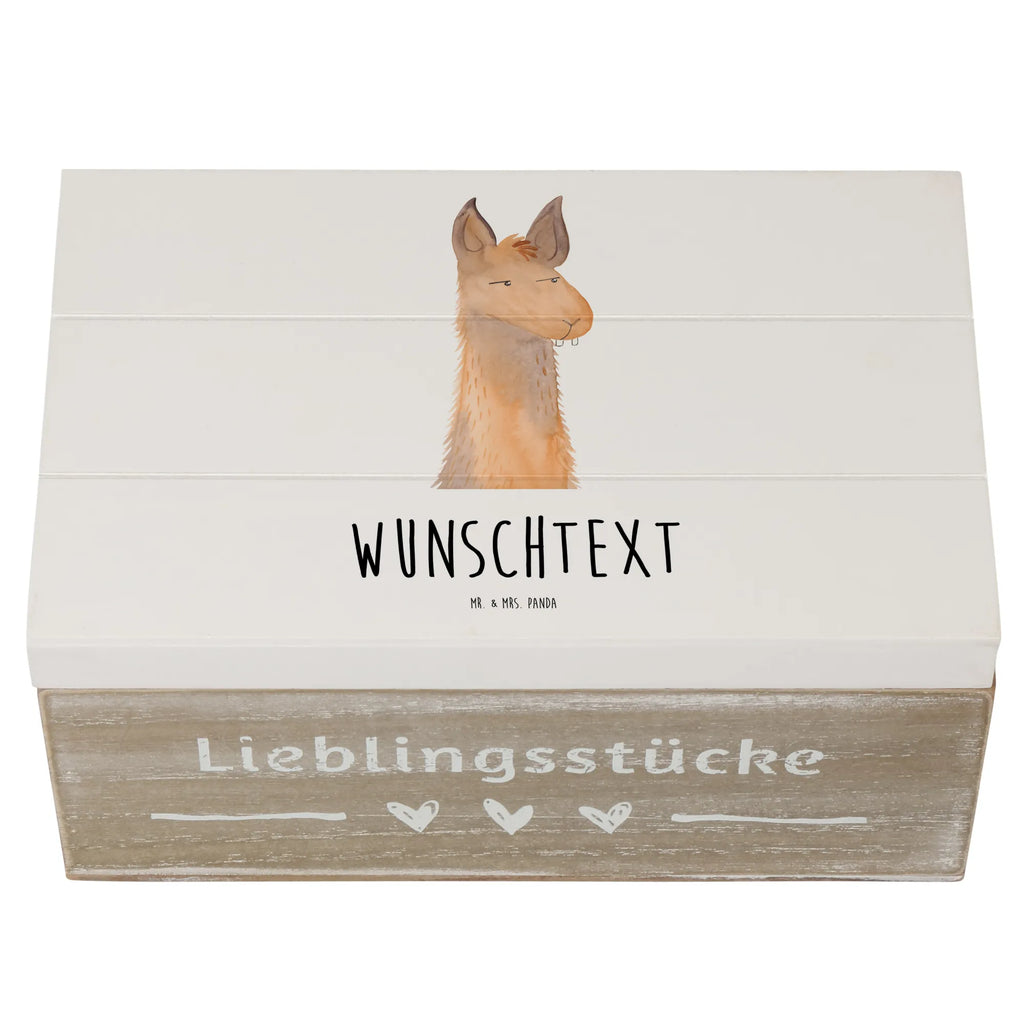 Personalisierte Holzkiste Lamakopf genervt Holzkiste mit Namen, Kiste mit Namen, Schatzkiste mit Namen, Truhe mit Namen, Schatulle mit Namen, Erinnerungsbox mit Namen, Erinnerungskiste, mit Namen, Dekokiste mit Namen, Aufbewahrungsbox mit Namen, Holzkiste Personalisiert, Kiste Personalisiert, Schatzkiste Personalisiert, Truhe Personalisiert, Schatulle Personalisiert, Erinnerungsbox Personalisiert, Erinnerungskiste Personalisiert, Dekokiste Personalisiert, Aufbewahrungsbox Personalisiert, Geschenkbox personalisiert, GEschenkdose personalisiert, Lama, Alpaka, Lamas, Recht haben, genervt sein, Freundin, beste Freundin, Partnerin, Büro, Büroalltag, Chef, Chefin, Azubi