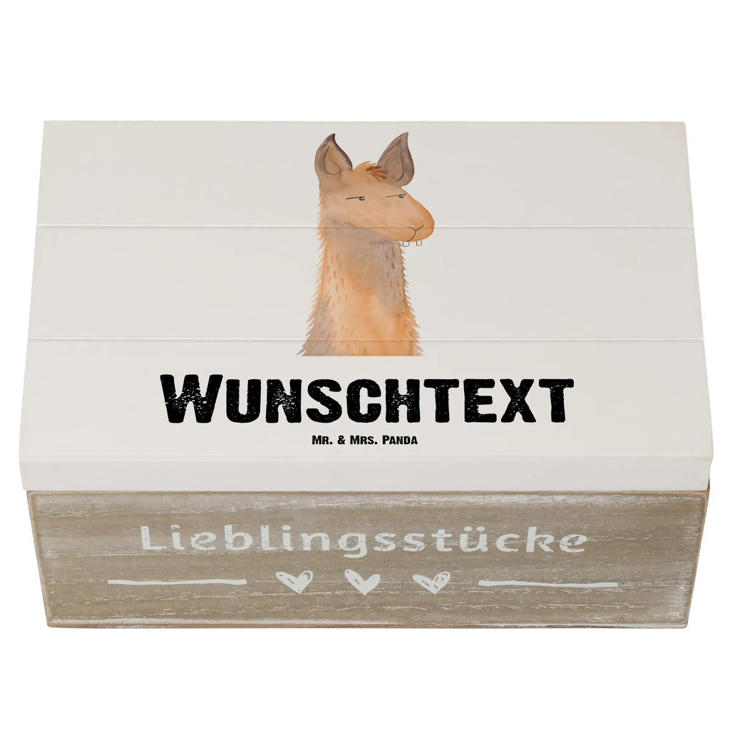 Personalisierte Holzkiste Lamakopf genervt Holzkiste mit Namen, Kiste mit Namen, Schatzkiste mit Namen, Truhe mit Namen, Schatulle mit Namen, Erinnerungsbox mit Namen, Erinnerungskiste, mit Namen, Dekokiste mit Namen, Aufbewahrungsbox mit Namen, Holzkiste Personalisiert, Kiste Personalisiert, Schatzkiste Personalisiert, Truhe Personalisiert, Schatulle Personalisiert, Erinnerungsbox Personalisiert, Erinnerungskiste Personalisiert, Dekokiste Personalisiert, Aufbewahrungsbox Personalisiert, Geschenkbox personalisiert, GEschenkdose personalisiert, Lama, Alpaka, Lamas, Recht haben, genervt sein, Freundin, beste Freundin, Partnerin, Büro, Büroalltag, Chef, Chefin, Azubi