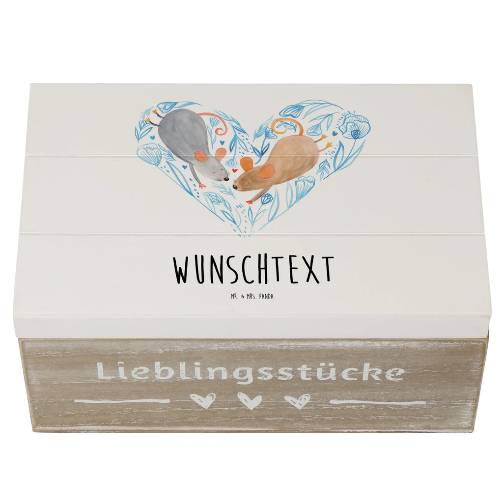 Personalisierte Holzkiste Mäuse Herz Holzkiste mit Namen, Kiste mit Namen, Schatzkiste mit Namen, Truhe mit Namen, Schatulle mit Namen, Erinnerungsbox mit Namen, Erinnerungskiste, mit Namen, Dekokiste mit Namen, Aufbewahrungsbox mit Namen, Holzkiste Personalisiert, Kiste Personalisiert, Schatzkiste Personalisiert, Truhe Personalisiert, Schatulle Personalisiert, Erinnerungsbox Personalisiert, Erinnerungskiste Personalisiert, Dekokiste Personalisiert, Aufbewahrungsbox Personalisiert, Geschenkbox personalisiert, GEschenkdose personalisiert, Liebe, Partner, Freund, Freundin, Ehemann, Ehefrau, Heiraten, Verlobung, Heiratsantrag, Liebesgeschenk, Jahrestag, Hocheitstag, Maus, Mäuse, Liebesbotschaft, Liebesbeweis, Hochzeit, Lieblingsmensch, Gemeinsamkeit, Love, Geschenk für zwei