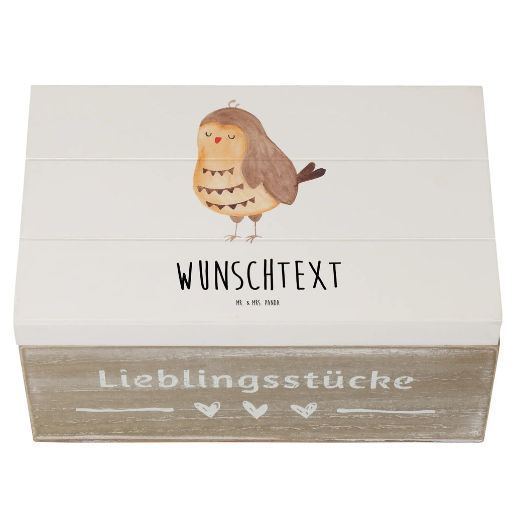 Personalisierte Holzkiste Eule Zufrieden Holzkiste mit Namen, Kiste mit Namen, Schatzkiste mit Namen, Truhe mit Namen, Schatulle mit Namen, Erinnerungsbox mit Namen, Erinnerungskiste, mit Namen, Dekokiste mit Namen, Aufbewahrungsbox mit Namen, Holzkiste Personalisiert, Kiste Personalisiert, Schatzkiste Personalisiert, Truhe Personalisiert, Schatulle Personalisiert, Erinnerungsbox Personalisiert, Erinnerungskiste Personalisiert, Dekokiste Personalisiert, Aufbewahrungsbox Personalisiert, Geschenkbox personalisiert, GEschenkdose personalisiert, Eule, Eule Spruch, Eule deko, Owl, Liebe Spruch, Romantisch, Wortspiel lustig, Spruch schön, Geschenk Hochzeitstag