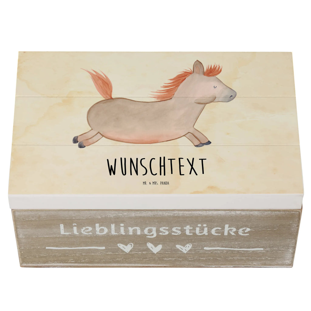 Personalisierte Holzkiste Pferd springt Holzkiste mit Namen, Kiste mit Namen, Schatzkiste mit Namen, Truhe mit Namen, Schatulle mit Namen, Erinnerungsbox mit Namen, Erinnerungskiste, mit Namen, Dekokiste mit Namen, Aufbewahrungsbox mit Namen, Holzkiste Personalisiert, Kiste Personalisiert, Schatzkiste Personalisiert, Truhe Personalisiert, Schatulle Personalisiert, Erinnerungsbox Personalisiert, Erinnerungskiste Personalisiert, Dekokiste Personalisiert, Aufbewahrungsbox Personalisiert, Geschenkbox personalisiert, GEschenkdose personalisiert, Bauernhof, Hoftiere, Landwirt, Landwirtin, Pferd, Pony, Pferde, Stall, Pferdestall, ausreiten, reiten, Pferdebesitzer