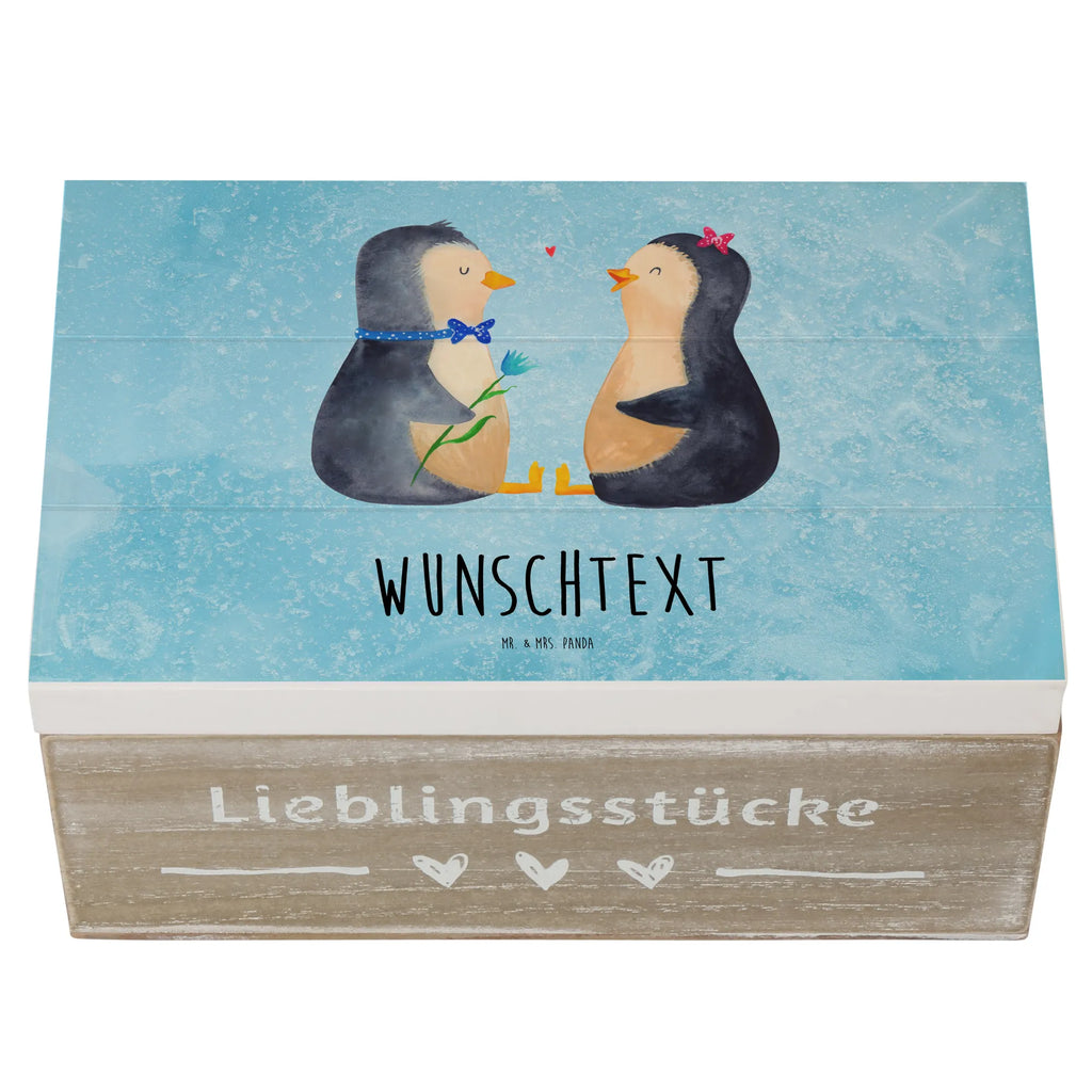 Personalisierte Holzkiste Pinguin Pärchen Holzkiste mit Namen, Kiste mit Namen, Schatzkiste mit Namen, Truhe mit Namen, Schatulle mit Namen, Erinnerungsbox mit Namen, Erinnerungskiste, mit Namen, Dekokiste mit Namen, Aufbewahrungsbox mit Namen, Holzkiste Personalisiert, Kiste Personalisiert, Schatzkiste Personalisiert, Truhe Personalisiert, Schatulle Personalisiert, Erinnerungsbox Personalisiert, Erinnerungskiste Personalisiert, Dekokiste Personalisiert, Aufbewahrungsbox Personalisiert, Geschenkbox personalisiert, GEschenkdose personalisiert, Pinguin, Pinguine, Liebe, Liebespaar, Liebesbeweis, Liebesgeschenk, Verlobung, Jahrestag, Hochzeitstag, Hochzeit, Hochzeitsgeschenk, große Liebe, Traumpaar