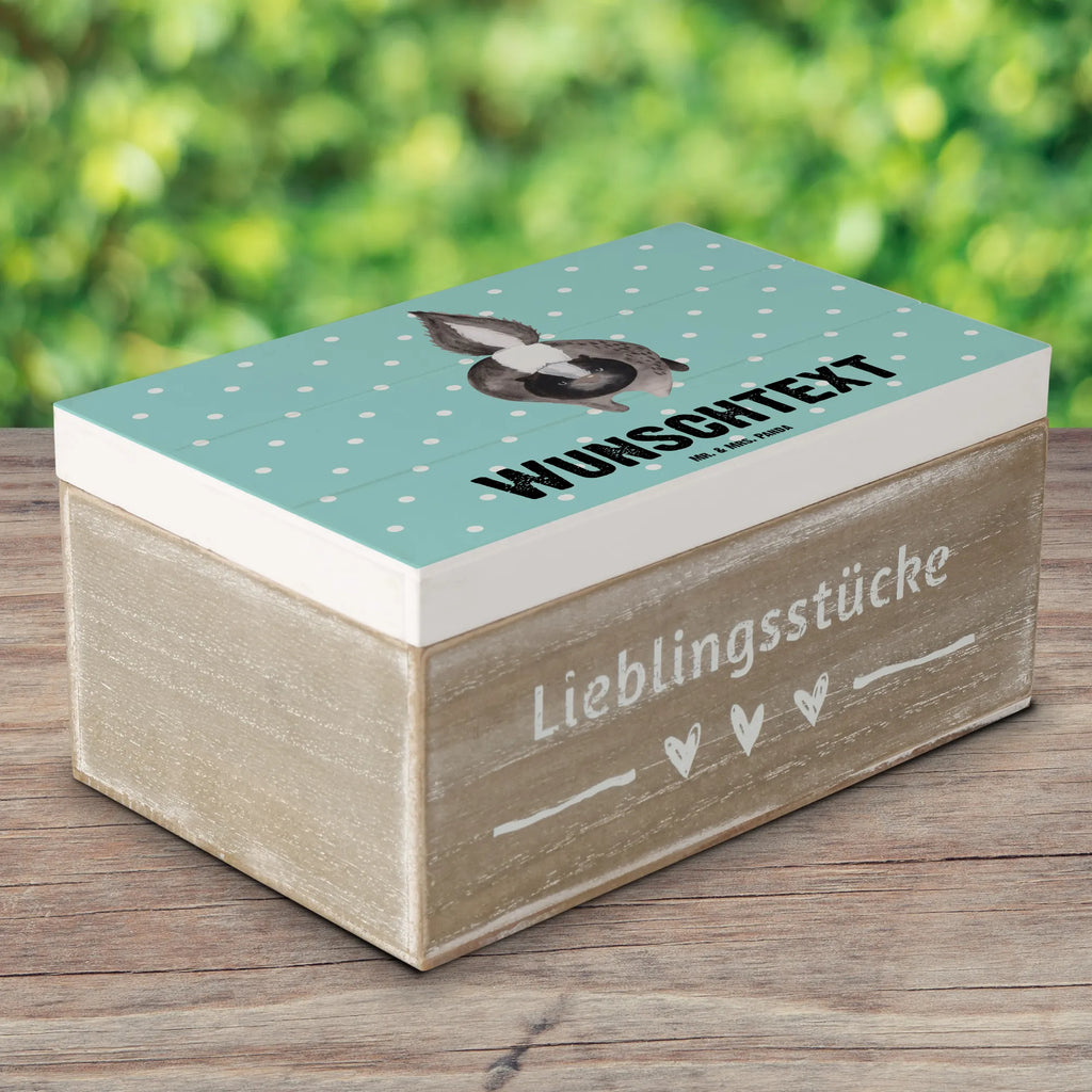 Personalisierte Holzkiste Stinktier Angriff Holzkiste mit Namen, Kiste mit Namen, Schatzkiste mit Namen, Truhe mit Namen, Schatulle mit Namen, Erinnerungsbox mit Namen, Erinnerungskiste, mit Namen, Dekokiste mit Namen, Aufbewahrungsbox mit Namen, Holzkiste Personalisiert, Kiste Personalisiert, Schatzkiste Personalisiert, Truhe Personalisiert, Schatulle Personalisiert, Erinnerungsbox Personalisiert, Erinnerungskiste Personalisiert, Dekokiste Personalisiert, Aufbewahrungsbox Personalisiert, Geschenkbox personalisiert, GEschenkdose personalisiert, Stinktier, Skunk, Wildtier, Raubtier, Stinker, Stinki, wütend, Drohung