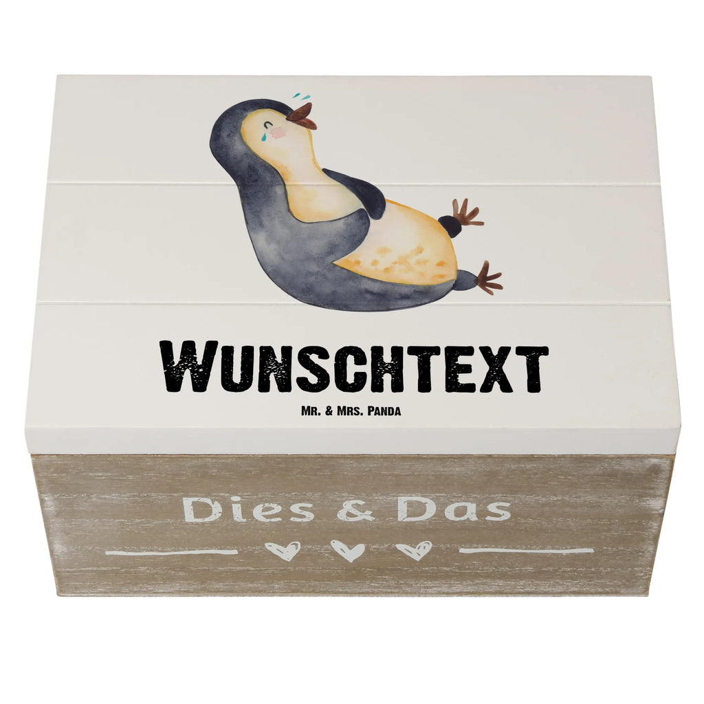 Personalisierte Holzkiste Pinguin lachend Holzkiste mit Namen, Kiste mit Namen, Schatzkiste mit Namen, Truhe mit Namen, Schatulle mit Namen, Erinnerungsbox mit Namen, Erinnerungskiste, mit Namen, Dekokiste mit Namen, Aufbewahrungsbox mit Namen, Holzkiste Personalisiert, Kiste Personalisiert, Schatzkiste Personalisiert, Truhe Personalisiert, Schatulle Personalisiert, Erinnerungsbox Personalisiert, Erinnerungskiste Personalisiert, Dekokiste Personalisiert, Aufbewahrungsbox Personalisiert, Geschenkbox personalisiert, GEschenkdose personalisiert, Pinguin, Pinguine, lustiger Spruch, Optimismus, Fröhlich, Lachen, Humor, Fröhlichkeit