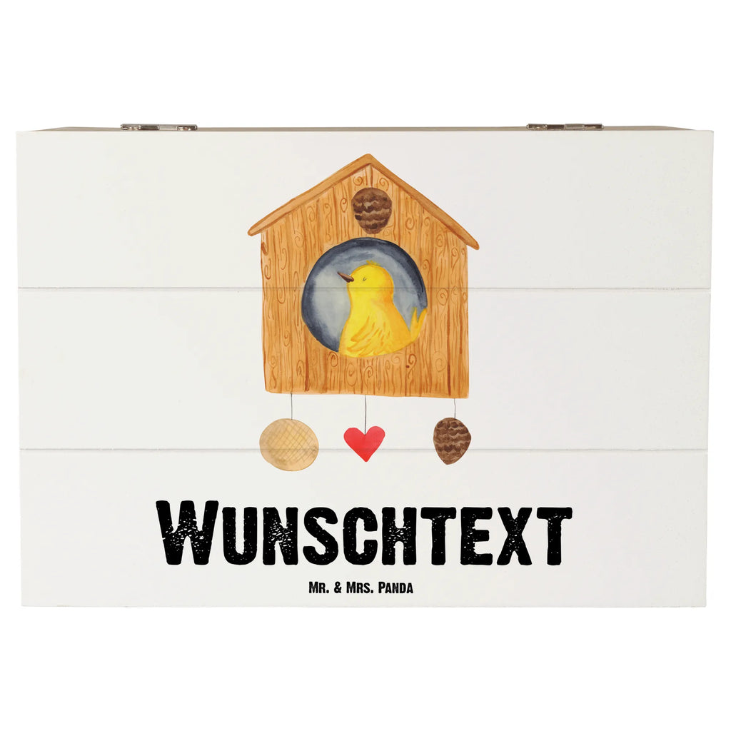 Personalisierte Holzkiste Vogel Haus Holzkiste mit Namen, Kiste mit Namen, Schatzkiste mit Namen, Truhe mit Namen, Schatulle mit Namen, Erinnerungsbox mit Namen, Erinnerungskiste, mit Namen, Dekokiste mit Namen, Aufbewahrungsbox mit Namen, Holzkiste Personalisiert, Kiste Personalisiert, Schatzkiste Personalisiert, Truhe Personalisiert, Schatulle Personalisiert, Erinnerungsbox Personalisiert, Erinnerungskiste Personalisiert, Dekokiste Personalisiert, Aufbewahrungsbox Personalisiert, Geschenkbox personalisiert, GEschenkdose personalisiert, Tiermotive, Gute Laune, lustige Sprüche, Tiere, Vogel, Vögel, Vogelhaus, Vogelhäuschen, Home sweet home, Zuhause, Nest, Eigenheim, Familie, Wohnung, Haus, unser Haus, Lieblingsort, Castle