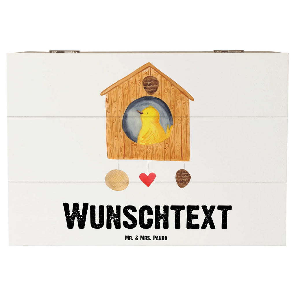 Personalisierte Holzkiste Vogelhaus sweet Home Holzkiste mit Namen, Kiste mit Namen, Schatzkiste mit Namen, Truhe mit Namen, Schatulle mit Namen, Erinnerungsbox mit Namen, Erinnerungskiste, mit Namen, Dekokiste mit Namen, Aufbewahrungsbox mit Namen, Holzkiste Personalisiert, Kiste Personalisiert, Schatzkiste Personalisiert, Truhe Personalisiert, Schatulle Personalisiert, Erinnerungsbox Personalisiert, Erinnerungskiste Personalisiert, Dekokiste Personalisiert, Aufbewahrungsbox Personalisiert, Geschenkbox personalisiert, GEschenkdose personalisiert, Tiermotive, Gute Laune, lustige Sprüche, Tiere, Vogelhaus, Vogel, Home sweet Home, Einzug, Umzug, Geschenk, Einzugsgeschenk, Hausbau, Haus