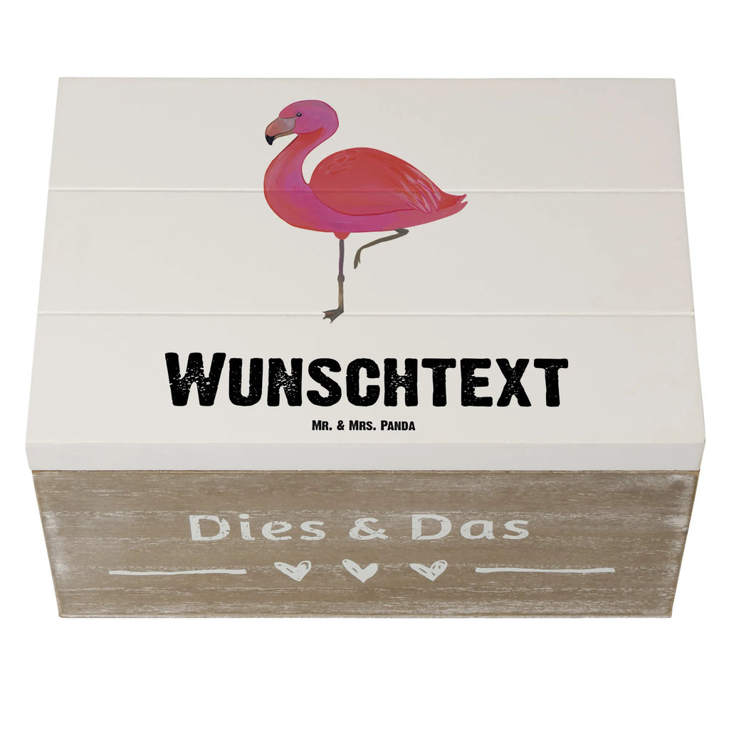 Personalisierte Holzkiste Flamingo Classic Holzkiste mit Namen, Kiste mit Namen, Schatzkiste mit Namen, Truhe mit Namen, Schatulle mit Namen, Erinnerungsbox mit Namen, Erinnerungskiste, mit Namen, Dekokiste mit Namen, Aufbewahrungsbox mit Namen, Holzkiste Personalisiert, Kiste Personalisiert, Schatzkiste Personalisiert, Truhe Personalisiert, Schatulle Personalisiert, Erinnerungsbox Personalisiert, Erinnerungskiste Personalisiert, Dekokiste Personalisiert, Aufbewahrungsbox Personalisiert, Geschenkbox personalisiert, GEschenkdose personalisiert, Flamingo, Einzigartig, Selbstliebe, Stolz, ich, für mich, Spruch, Freundin, Freundinnen, Außenseiter, Sohn, Tochter, Geschwister