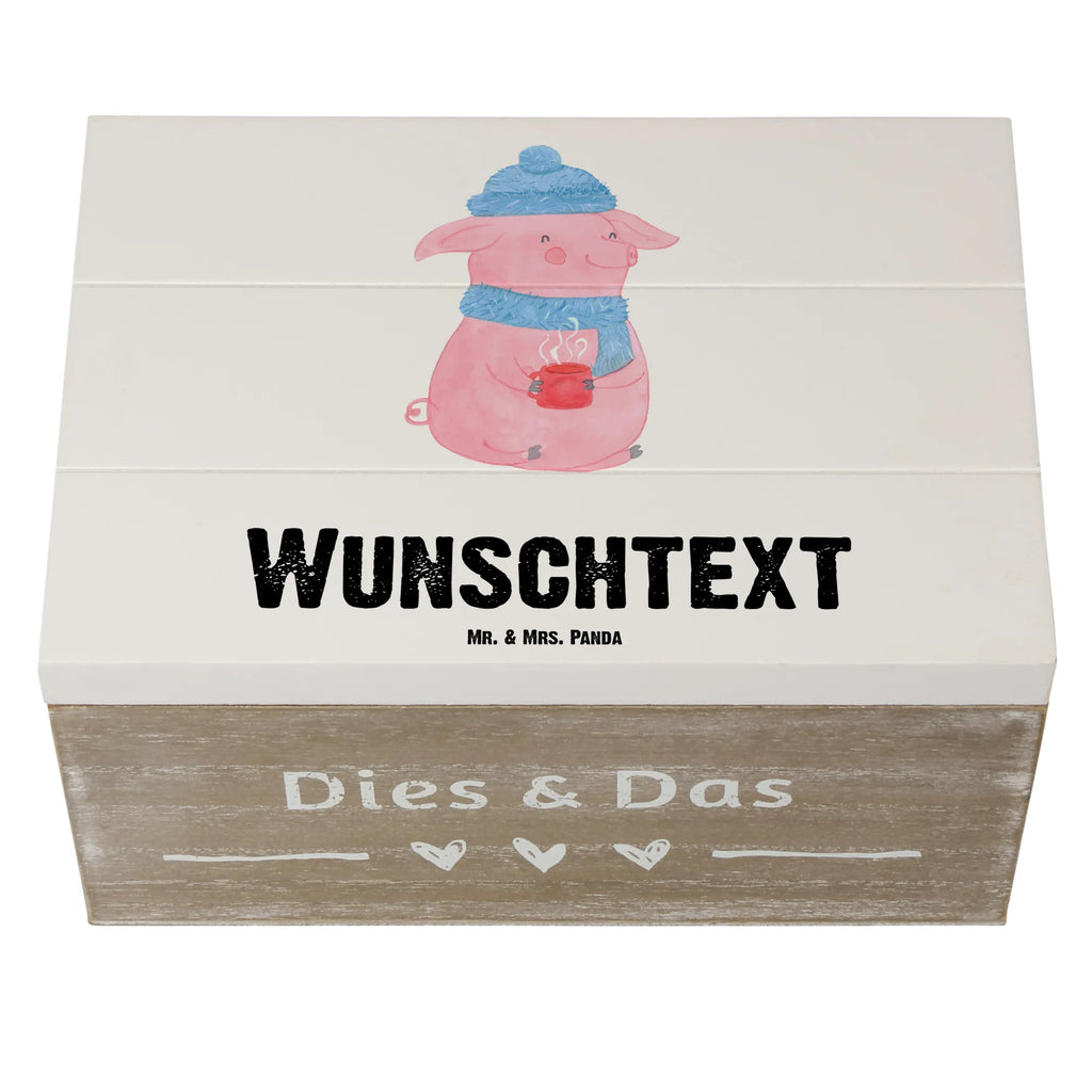 Personalisierte Holzkiste Schweinchen Glühwein Holzkiste mit Namen, Kiste mit Namen, Schatzkiste mit Namen, Truhe mit Namen, Schatulle mit Namen, Erinnerungsbox mit Namen, Erinnerungskiste, mit Namen, Dekokiste mit Namen, Aufbewahrungsbox mit Namen, Holzkiste Personalisiert, Kiste Personalisiert, Schatzkiste Personalisiert, Truhe Personalisiert, Schatulle Personalisiert, Erinnerungsbox Personalisiert, Erinnerungskiste Personalisiert, Dekokiste Personalisiert, Aufbewahrungsbox Personalisiert, Geschenkbox personalisiert, GEschenkdose personalisiert, Winter, Weihnachten, Weihnachtsdeko, Nikolaus, Advent, Heiligabend, Wintermotiv, Glühwein, Betrunken, Weihnachtsmarkt, Spruch