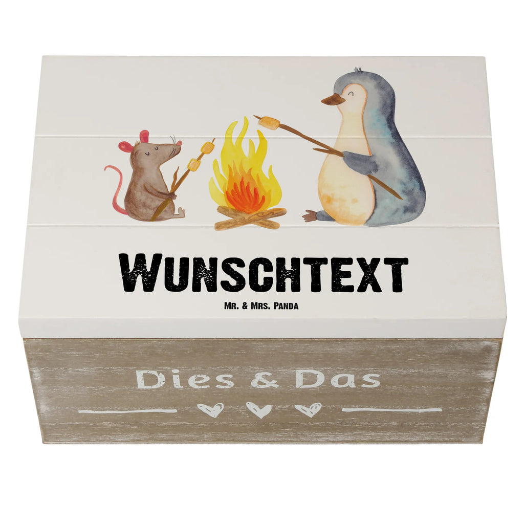 Personalisierte Holzkiste Pinguin Lagerfeuer Holzkiste mit Namen, Kiste mit Namen, Schatzkiste mit Namen, Truhe mit Namen, Schatulle mit Namen, Erinnerungsbox mit Namen, Erinnerungskiste, mit Namen, Dekokiste mit Namen, Aufbewahrungsbox mit Namen, Holzkiste Personalisiert, Kiste Personalisiert, Schatzkiste Personalisiert, Truhe Personalisiert, Schatulle Personalisiert, Erinnerungsbox Personalisiert, Erinnerungskiste Personalisiert, Dekokiste Personalisiert, Aufbewahrungsbox Personalisiert, Geschenkbox personalisiert, GEschenkdose personalisiert, Pinguin, Maus, Pinguine, Lagerfeuer, Leben, Arbeit, Job, Motivation, Büro, Büroalltag, Lebensspruch, Lebensmotivation, Neustart, Liebe, grillen, Feuer, Marshmallows