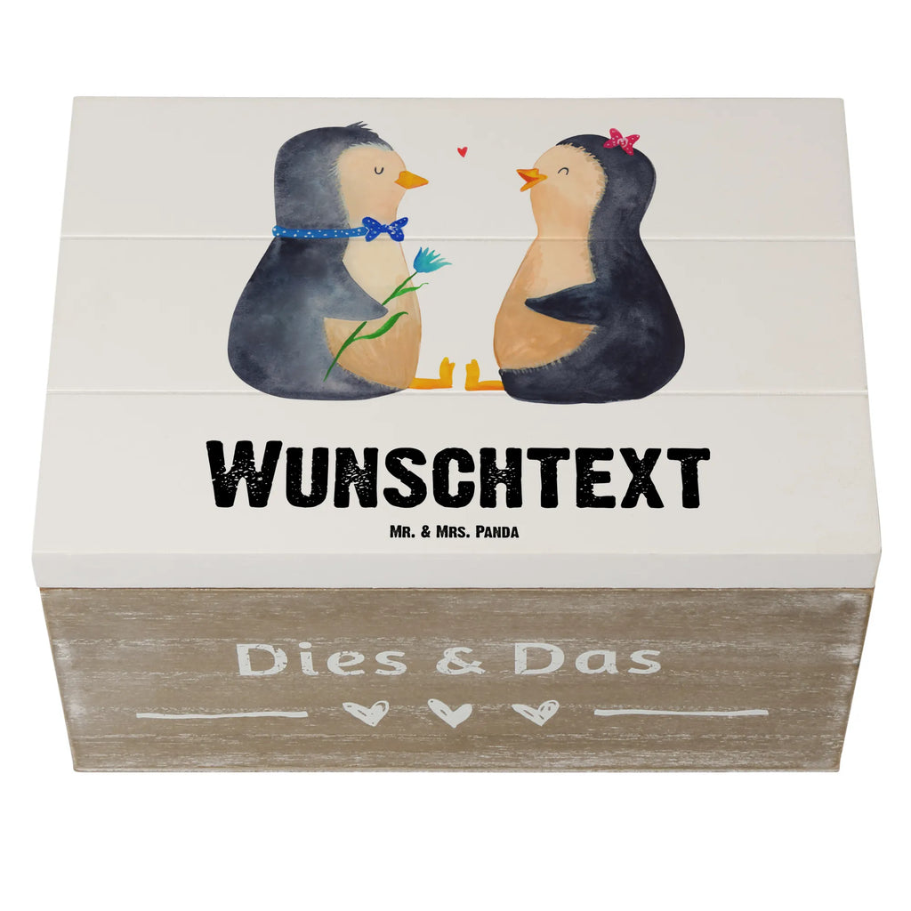 Personalisierte Holzkiste Pinguin Pärchen Holzkiste mit Namen, Kiste mit Namen, Schatzkiste mit Namen, Truhe mit Namen, Schatulle mit Namen, Erinnerungsbox mit Namen, Erinnerungskiste, mit Namen, Dekokiste mit Namen, Aufbewahrungsbox mit Namen, Holzkiste Personalisiert, Kiste Personalisiert, Schatzkiste Personalisiert, Truhe Personalisiert, Schatulle Personalisiert, Erinnerungsbox Personalisiert, Erinnerungskiste Personalisiert, Dekokiste Personalisiert, Aufbewahrungsbox Personalisiert, Geschenkbox personalisiert, GEschenkdose personalisiert, Pinguin, Pinguine, Liebe, Liebespaar, Liebesbeweis, Liebesgeschenk, Verlobung, Jahrestag, Hochzeitstag, Hochzeit, Hochzeitsgeschenk, große Liebe, Traumpaar