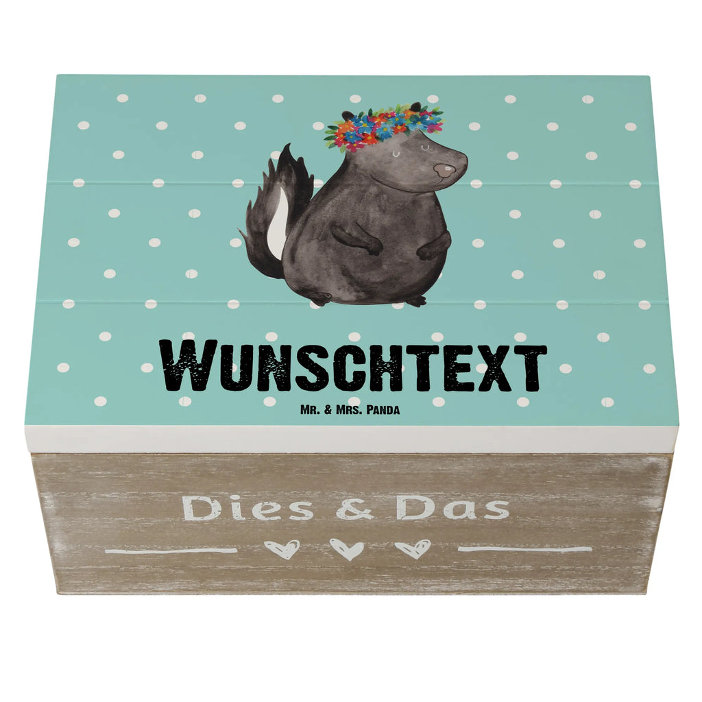 Personalisierte Holzkiste Stinktier Blumenmaedchen Holzkiste mit Namen, Kiste mit Namen, Schatzkiste mit Namen, Truhe mit Namen, Schatulle mit Namen, Erinnerungsbox mit Namen, Erinnerungskiste, mit Namen, Dekokiste mit Namen, Aufbewahrungsbox mit Namen, Holzkiste Personalisiert, Kiste Personalisiert, Schatzkiste Personalisiert, Truhe Personalisiert, Schatulle Personalisiert, Erinnerungsbox Personalisiert, Erinnerungskiste Personalisiert, Dekokiste Personalisiert, Aufbewahrungsbox Personalisiert, Geschenkbox personalisiert, GEschenkdose personalisiert, Stinktier, Skunk, Wildtier, Raubtier, Stinker, Stinki, Yoga, Namaste, Lebe, Liebe, Lache