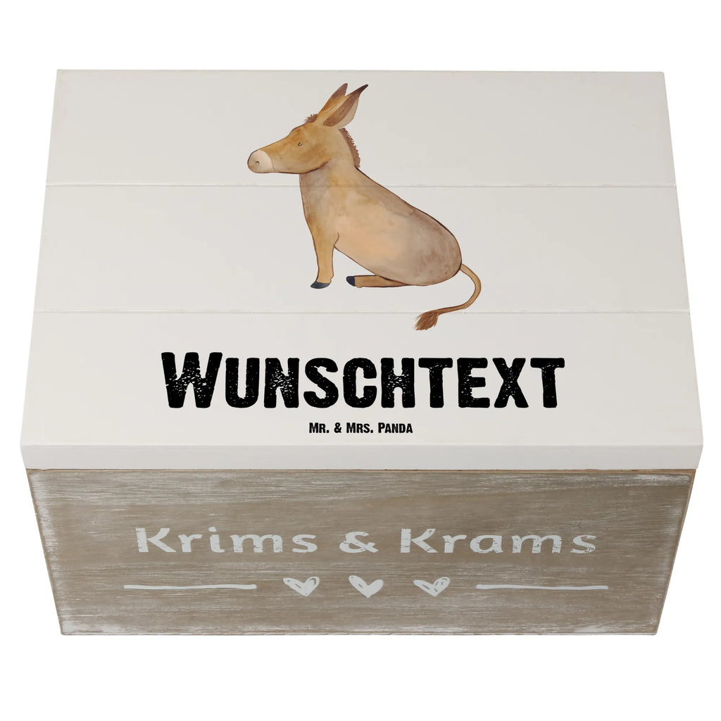 Personalisierte Holzkiste Esel Holzkiste mit Namen, Kiste mit Namen, Schatzkiste mit Namen, Truhe mit Namen, Schatulle mit Namen, Erinnerungsbox mit Namen, Erinnerungskiste, mit Namen, Dekokiste mit Namen, Aufbewahrungsbox mit Namen, Holzkiste Personalisiert, Kiste Personalisiert, Schatzkiste Personalisiert, Truhe Personalisiert, Schatulle Personalisiert, Erinnerungsbox Personalisiert, Erinnerungskiste Personalisiert, Dekokiste Personalisiert, Aufbewahrungsbox Personalisiert, Geschenkbox personalisiert, GEschenkdose personalisiert, Tiermotive, Gute Laune, lustige Sprüche, Tiere, Esel, Weisheit, Lebensmut, Lebensglück, Ziel, Lebensziel, Mut, erfolg, tapferkeit, positive gedanken, zuversicht