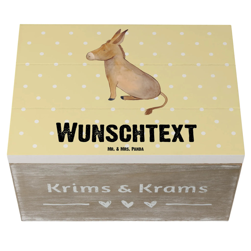 Personalisierte Holzkiste Esel Holzkiste mit Namen, Kiste mit Namen, Schatzkiste mit Namen, Truhe mit Namen, Schatulle mit Namen, Erinnerungsbox mit Namen, Erinnerungskiste, mit Namen, Dekokiste mit Namen, Aufbewahrungsbox mit Namen, Holzkiste Personalisiert, Kiste Personalisiert, Schatzkiste Personalisiert, Truhe Personalisiert, Schatulle Personalisiert, Erinnerungsbox Personalisiert, Erinnerungskiste Personalisiert, Dekokiste Personalisiert, Aufbewahrungsbox Personalisiert, Geschenkbox personalisiert, GEschenkdose personalisiert, Tiermotive, Gute Laune, lustige Sprüche, Tiere, Esel, Weisheit, Lebensmut, Lebensglück, Ziel, Lebensziel, Mut, erfolg, tapferkeit, positive gedanken, zuversicht