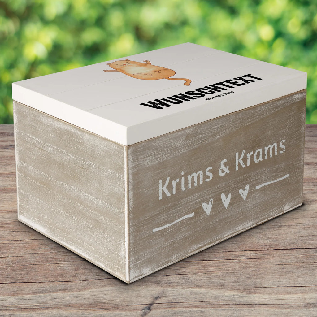 Personalisierte Holzkiste Katzen Umarmen Holzkiste mit Namen, Kiste mit Namen, Schatzkiste mit Namen, Truhe mit Namen, Schatulle mit Namen, Erinnerungsbox mit Namen, Erinnerungskiste, mit Namen, Dekokiste mit Namen, Aufbewahrungsbox mit Namen, Holzkiste Personalisiert, Kiste Personalisiert, Schatzkiste Personalisiert, Truhe Personalisiert, Schatulle Personalisiert, Erinnerungsbox Personalisiert, Erinnerungskiste Personalisiert, Dekokiste Personalisiert, Aufbewahrungsbox Personalisiert, Geschenkbox personalisiert, GEschenkdose personalisiert, Katze, Katzenmotiv, Katzenfan, Katzendeko, Katzenfreund, Katzenliebhaber, Katzenprodukte, Katzenartikel, Katzenaccessoires, Katzensouvenirs, Katzenliebhaberprodukte, Katzenmotive, Katzen, Kater, Mietze, Cat, Cats, Katzenhalter, Katzenbesitzerin, Haustier, Freundin, Freunde, beste Freunde, Liebe, Katzenliebe, Familie