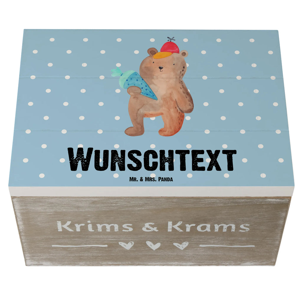 Personalisierte Holzkiste Bär Schultüte Holzkiste mit Namen, Kiste mit Namen, Schatzkiste mit Namen, Truhe mit Namen, Schatulle mit Namen, Erinnerungsbox mit Namen, Erinnerungskiste, mit Namen, Dekokiste mit Namen, Aufbewahrungsbox mit Namen, Holzkiste Personalisiert, Kiste Personalisiert, Schatzkiste Personalisiert, Truhe Personalisiert, Schatulle Personalisiert, Erinnerungsbox Personalisiert, Erinnerungskiste Personalisiert, Dekokiste Personalisiert, Aufbewahrungsbox Personalisiert, Geschenkbox personalisiert, GEschenkdose personalisiert, Bär, Teddy, Teddybär, Bär Motiv, Schultüte, Erster Schultag Geschenk, Einschulung Geschenk, Schule Geschenk, Grundschule, Schulanfang, Schulbeginn