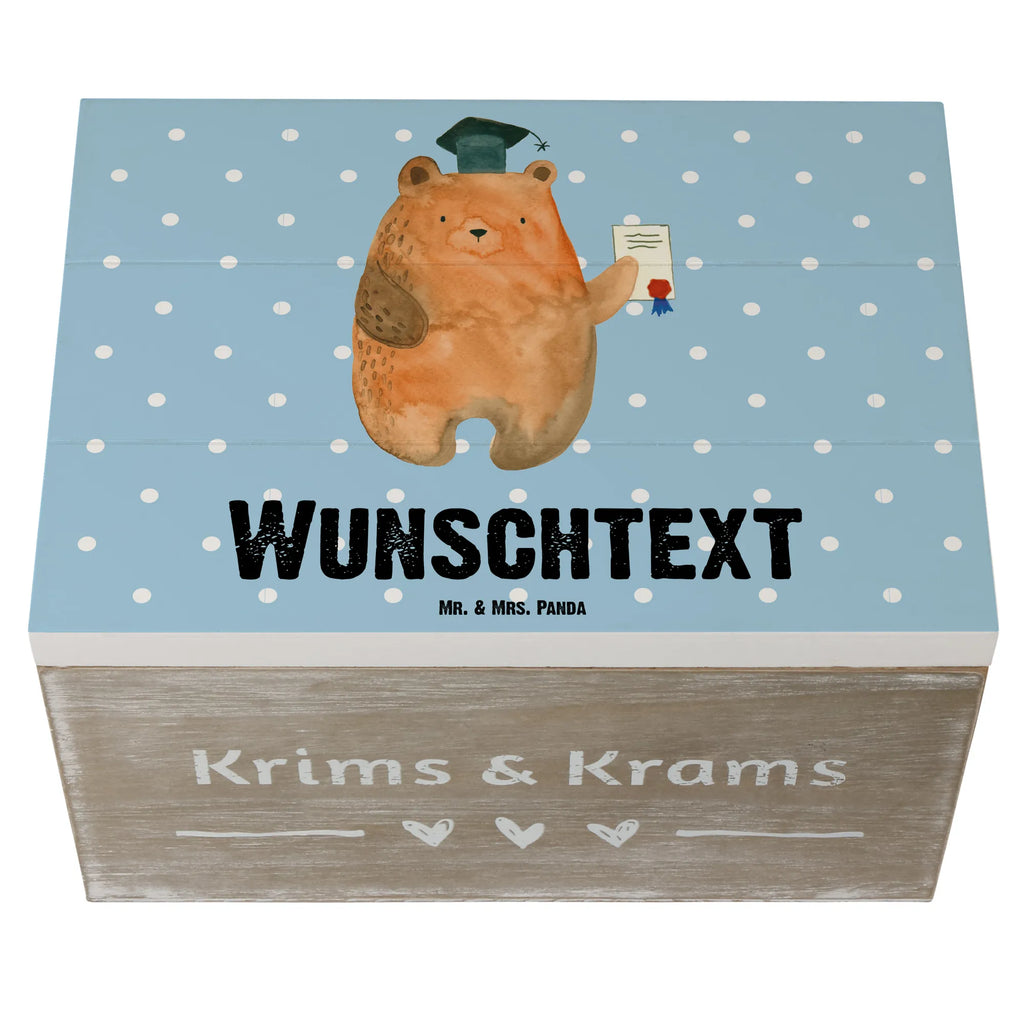 Personalisierte Holzkiste Bär Prüfung Holzkiste mit Namen, Kiste mit Namen, Schatzkiste mit Namen, Truhe mit Namen, Schatulle mit Namen, Erinnerungsbox mit Namen, Erinnerungskiste, mit Namen, Dekokiste mit Namen, Aufbewahrungsbox mit Namen, Holzkiste Personalisiert, Kiste Personalisiert, Schatzkiste Personalisiert, Truhe Personalisiert, Schatulle Personalisiert, Erinnerungsbox Personalisiert, Erinnerungskiste Personalisiert, Dekokiste Personalisiert, Aufbewahrungsbox Personalisiert, Geschenkbox personalisiert, GEschenkdose personalisiert, Bär, Teddy, Teddybär, Abitur, Prüfungen, Prüfung bestanden, Abschluss, Zeugnis, Abschlusszeugnis