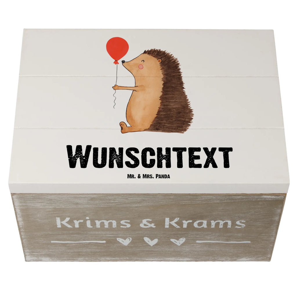 Personalisierte Holzkiste Igel Luftballon Holzkiste mit Namen, Kiste mit Namen, Schatzkiste mit Namen, Truhe mit Namen, Schatulle mit Namen, Erinnerungsbox mit Namen, Erinnerungskiste, mit Namen, Dekokiste mit Namen, Aufbewahrungsbox mit Namen, Holzkiste Personalisiert, Kiste Personalisiert, Schatzkiste Personalisiert, Truhe Personalisiert, Schatulle Personalisiert, Erinnerungsbox Personalisiert, Erinnerungskiste Personalisiert, Dekokiste Personalisiert, Aufbewahrungsbox Personalisiert, Geschenkbox personalisiert, GEschenkdose personalisiert, Tiermotive, Gute Laune, lustige Sprüche, Tiere, Igel, Geburtstag, Herzlichen Glückwunsch, Glückwunsch, Geburtstagskind, Ballon, Happy Birthday