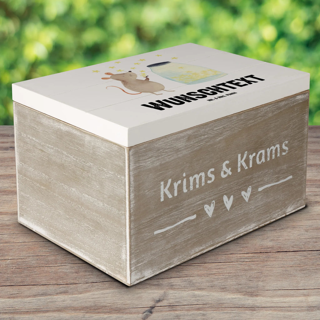 Personalisierte Holzkiste Maus Sterne Holzkiste mit Namen, Kiste mit Namen, Schatzkiste mit Namen, Truhe mit Namen, Schatulle mit Namen, Erinnerungsbox mit Namen, Erinnerungskiste, mit Namen, Dekokiste mit Namen, Aufbewahrungsbox mit Namen, Holzkiste Personalisiert, Kiste Personalisiert, Schatzkiste Personalisiert, Truhe Personalisiert, Schatulle Personalisiert, Erinnerungsbox Personalisiert, Erinnerungskiste Personalisiert, Dekokiste Personalisiert, Aufbewahrungsbox Personalisiert, Geschenkbox personalisiert, GEschenkdose personalisiert, Tiermotive, Gute Laune, lustige Sprüche, Tiere, Maus, Sterne, Wunsch, Kind, Taufe, Taufgeschenk, Geburt, Schwangerschaft, erstes Kind, Kindergeburtstag, Geburtstag, Hoffnung, Träume