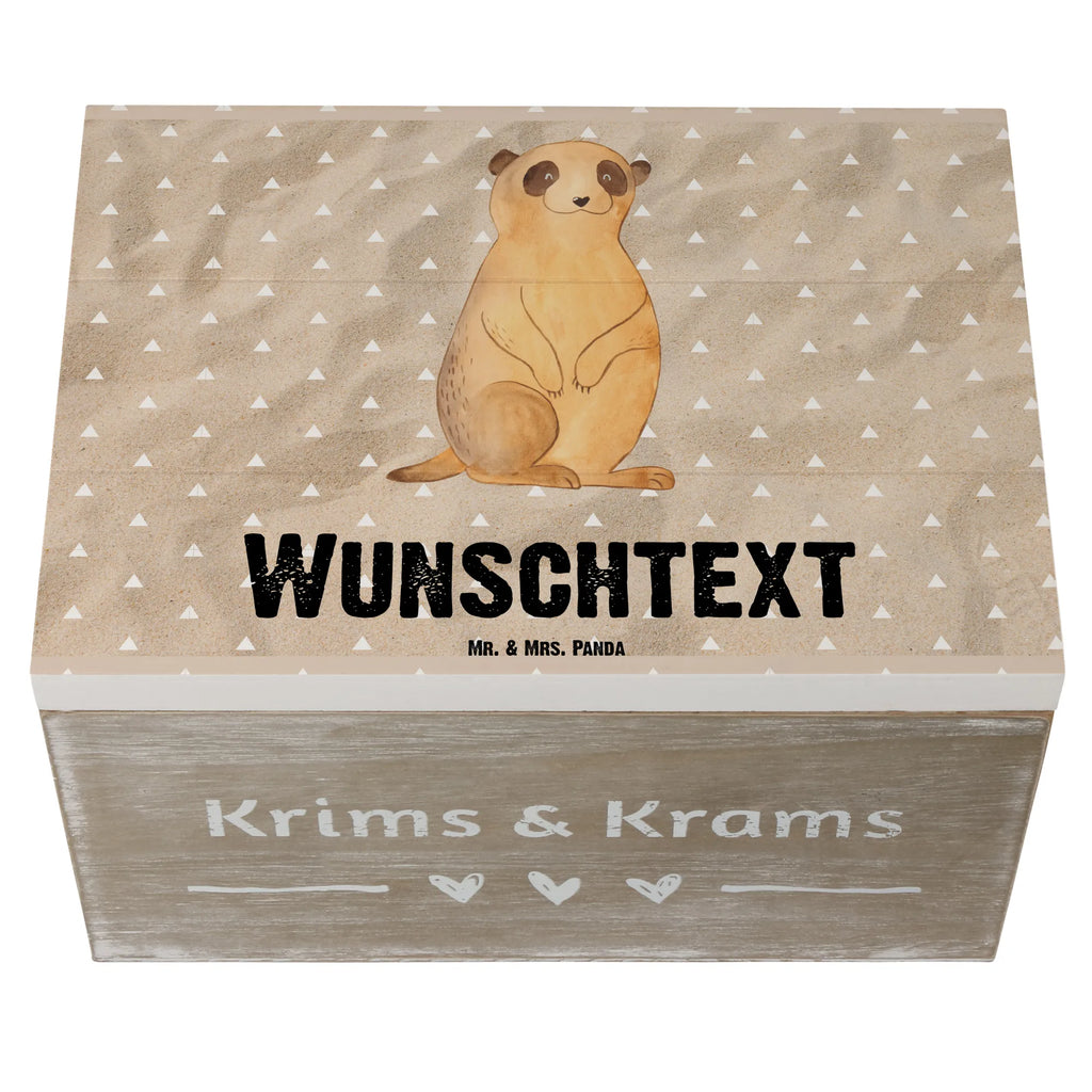 Personalisierte Holzkiste Erdmännchen Holzkiste mit Namen, Kiste mit Namen, Schatzkiste mit Namen, Truhe mit Namen, Schatulle mit Namen, Erinnerungsbox mit Namen, Erinnerungskiste, mit Namen, Dekokiste mit Namen, Aufbewahrungsbox mit Namen, Holzkiste Personalisiert, Kiste Personalisiert, Schatzkiste Personalisiert, Truhe Personalisiert, Schatulle Personalisiert, Erinnerungsbox Personalisiert, Erinnerungskiste Personalisiert, Dekokiste Personalisiert, Aufbewahrungsbox Personalisiert, Geschenkbox personalisiert, GEschenkdose personalisiert, Afrika, Wildtiere, Erdmännchen, Reisen, Spruch, Weltreise, Afrikareise, Roadtrip, Traveling