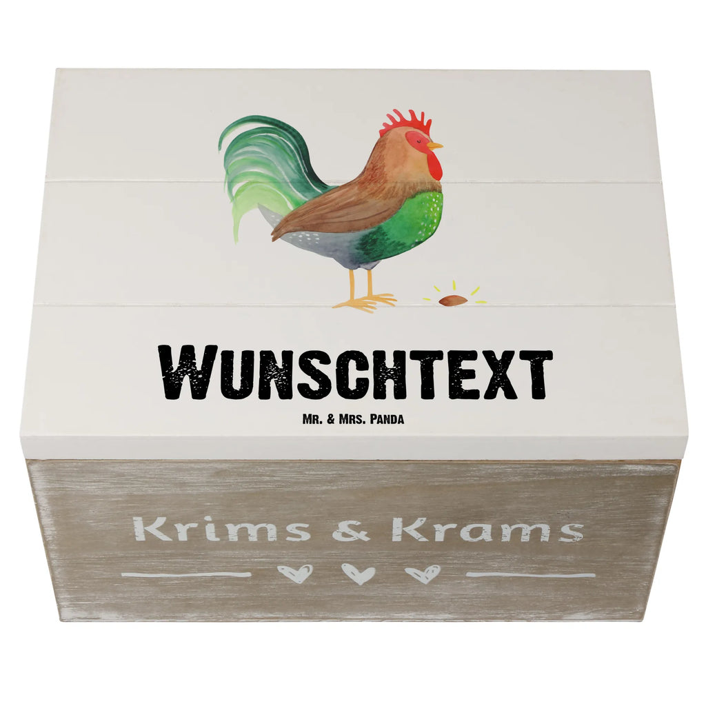 Personalisierte Holzkiste Hahn Korn Holzkiste mit Namen, Kiste mit Namen, Schatzkiste mit Namen, Truhe mit Namen, Schatulle mit Namen, Erinnerungsbox mit Namen, Erinnerungskiste, mit Namen, Dekokiste mit Namen, Aufbewahrungsbox mit Namen, Holzkiste Personalisiert, Kiste Personalisiert, Schatzkiste Personalisiert, Truhe Personalisiert, Schatulle Personalisiert, Erinnerungsbox Personalisiert, Erinnerungskiste Personalisiert, Dekokiste Personalisiert, Aufbewahrungsbox Personalisiert, Geschenkbox personalisiert, GEschenkdose personalisiert, Bauernhof, Hoftiere, Landwirt, Landwirtin, Hahn, Korn, Henne, Eier, Natur