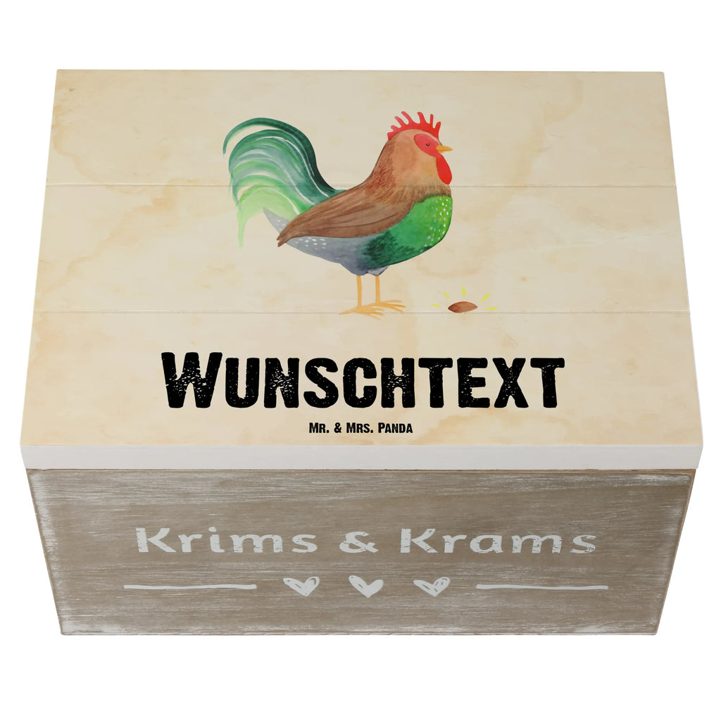 Personalisierte Holzkiste Hahn Korn Holzkiste mit Namen, Kiste mit Namen, Schatzkiste mit Namen, Truhe mit Namen, Schatulle mit Namen, Erinnerungsbox mit Namen, Erinnerungskiste, mit Namen, Dekokiste mit Namen, Aufbewahrungsbox mit Namen, Holzkiste Personalisiert, Kiste Personalisiert, Schatzkiste Personalisiert, Truhe Personalisiert, Schatulle Personalisiert, Erinnerungsbox Personalisiert, Erinnerungskiste Personalisiert, Dekokiste Personalisiert, Aufbewahrungsbox Personalisiert, Geschenkbox personalisiert, GEschenkdose personalisiert, Bauernhof, Hoftiere, Landwirt, Landwirtin, Hahn, Korn, Henne, Eier, Natur