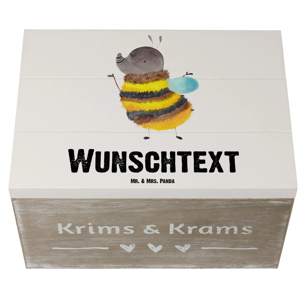 Personalisierte Holzkiste Hummel flauschig Holzkiste mit Namen, Kiste mit Namen, Schatzkiste mit Namen, Truhe mit Namen, Schatulle mit Namen, Erinnerungsbox mit Namen, Erinnerungskiste, mit Namen, Dekokiste mit Namen, Aufbewahrungsbox mit Namen, Holzkiste Personalisiert, Kiste Personalisiert, Schatzkiste Personalisiert, Truhe Personalisiert, Schatulle Personalisiert, Erinnerungsbox Personalisiert, Erinnerungskiste Personalisiert, Dekokiste Personalisiert, Aufbewahrungsbox Personalisiert, Geschenkbox personalisiert, GEschenkdose personalisiert, Tiermotive, Gute Laune, lustige Sprüche, Tiere, Hummel, Flauschig, Biene, Blume, Natur