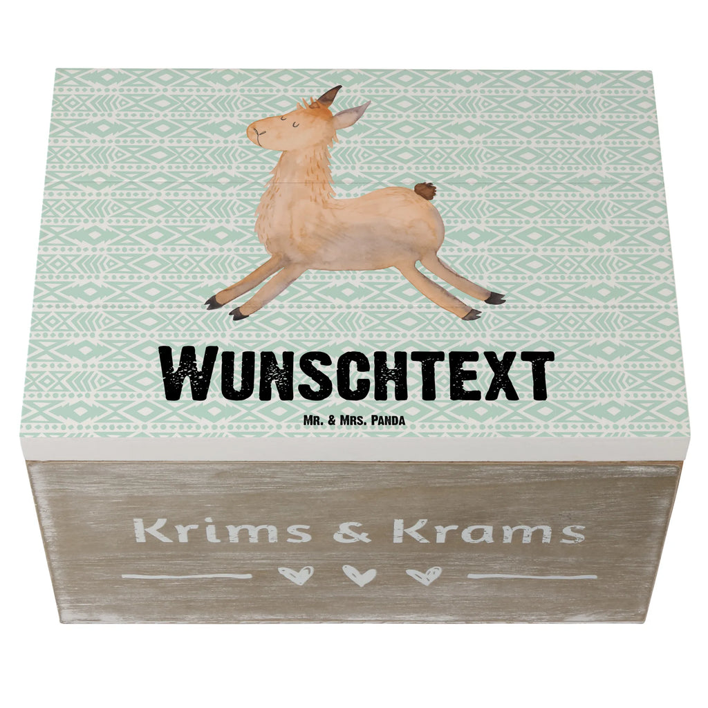 Personalisierte Holzkiste Lama Springen Holzkiste mit Namen, Kiste mit Namen, Schatzkiste mit Namen, Truhe mit Namen, Schatulle mit Namen, Erinnerungsbox mit Namen, Erinnerungskiste, mit Namen, Dekokiste mit Namen, Aufbewahrungsbox mit Namen, Holzkiste Personalisiert, Kiste Personalisiert, Schatzkiste Personalisiert, Truhe Personalisiert, Schatulle Personalisiert, Erinnerungsbox Personalisiert, Erinnerungskiste Personalisiert, Dekokiste Personalisiert, Aufbewahrungsbox Personalisiert, Geschenkbox personalisiert, GEschenkdose personalisiert, Lama, Alpaka, Lamas, Lieblingstag, Happy day, fröhlich, Glück, Freundin, Liebeskummer, Neustart, guten Morgen, Start, Prüfung, Abitur