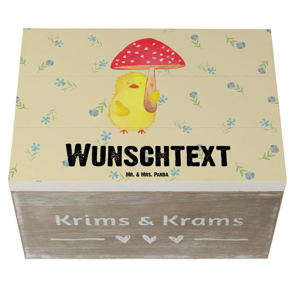 Personalisierte Holzkiste Küken Fliegenpilz Holzkiste mit Namen, Kiste mit Namen, Schatzkiste mit Namen, Truhe mit Namen, Schatulle mit Namen, Erinnerungsbox mit Namen, Erinnerungskiste, mit Namen, Dekokiste mit Namen, Aufbewahrungsbox mit Namen, Holzkiste Personalisiert, Kiste Personalisiert, Schatzkiste Personalisiert, Truhe Personalisiert, Schatulle Personalisiert, Erinnerungsbox Personalisiert, Erinnerungskiste Personalisiert, Dekokiste Personalisiert, Aufbewahrungsbox Personalisiert, Geschenkbox personalisiert, GEschenkdose personalisiert, Ostern, Osterhase, Ostergeschenke, Osternest, Osterdeko, Geschenke zu Ostern, Ostern Geschenk, Ostergeschenke Kinder, Ostern Kinder, Küken, Fliegenpilz, Glückspilz, Frohe Ostern, Ostergrüße