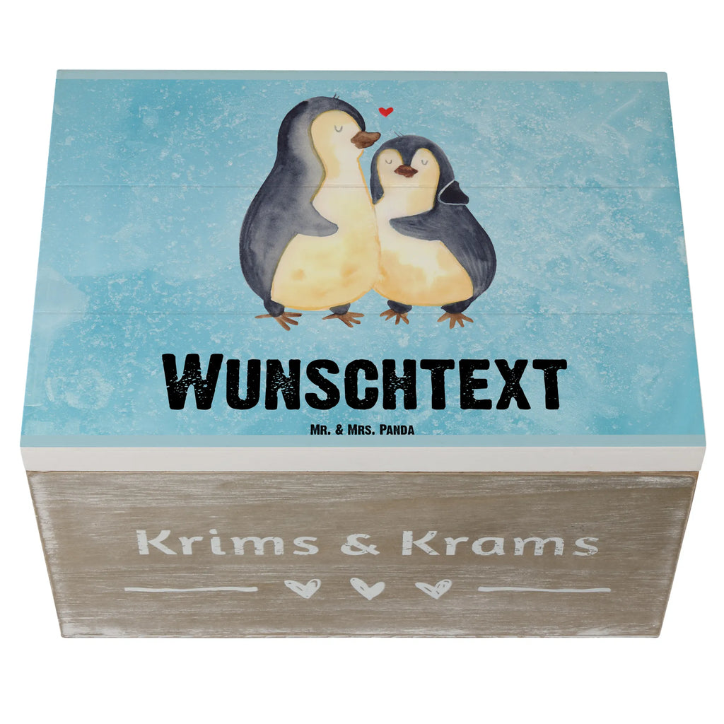 Personalisierte Holzkiste Pinguin umarmend Holzkiste mit Namen, Kiste mit Namen, Schatzkiste mit Namen, Truhe mit Namen, Schatulle mit Namen, Erinnerungsbox mit Namen, Erinnerungskiste, mit Namen, Dekokiste mit Namen, Aufbewahrungsbox mit Namen, Holzkiste Personalisiert, Kiste Personalisiert, Schatzkiste Personalisiert, Truhe Personalisiert, Schatulle Personalisiert, Erinnerungsbox Personalisiert, Erinnerungskiste Personalisiert, Dekokiste Personalisiert, Aufbewahrungsbox Personalisiert, Geschenkbox personalisiert, GEschenkdose personalisiert, Pinguin, Liebe, Liebespaar, Liebesbeweis, Liebesgeschenk, Verlobung, Jahrestag, Hochzeitstag, Hochzeit, Hochzeitsgeschenk