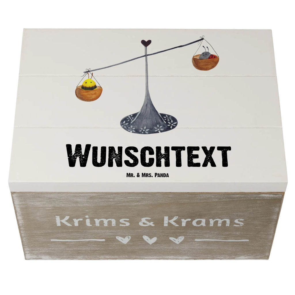 Personalisierte Holzkiste Sternzeichen Waage Holzkiste mit Namen, Kiste mit Namen, Schatzkiste mit Namen, Truhe mit Namen, Schatulle mit Namen, Erinnerungsbox mit Namen, Erinnerungskiste, mit Namen, Dekokiste mit Namen, Aufbewahrungsbox mit Namen, Holzkiste Personalisiert, Kiste Personalisiert, Schatzkiste Personalisiert, Truhe Personalisiert, Schatulle Personalisiert, Erinnerungsbox Personalisiert, Erinnerungskiste Personalisiert, Dekokiste Personalisiert, Aufbewahrungsbox Personalisiert, Geschenkbox personalisiert, GEschenkdose personalisiert, Tierkreiszeichen, Sternzeichen, Horoskop, Astrologie, Aszendent, Waage, Waage Geschenk, Waage Sternzeichen, Geschenk Oktober, Geschenk September, Geburtstag Oktober, Geburtstag September, Gleichgewicht, Marienkäfer, Hummel, Biene