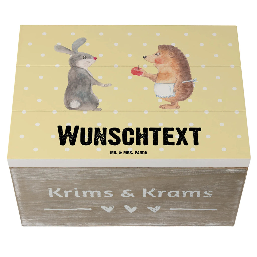 Personalisierte Holzkiste Hase Igel Holzkiste mit Namen, Kiste mit Namen, Schatzkiste mit Namen, Truhe mit Namen, Schatulle mit Namen, Erinnerungsbox mit Namen, Erinnerungskiste, mit Namen, Dekokiste mit Namen, Aufbewahrungsbox mit Namen, Holzkiste Personalisiert, Kiste Personalisiert, Schatzkiste Personalisiert, Truhe Personalisiert, Schatulle Personalisiert, Erinnerungsbox Personalisiert, Erinnerungskiste Personalisiert, Dekokiste Personalisiert, Aufbewahrungsbox Personalisiert, Geschenkbox personalisiert, GEschenkdose personalisiert, Tiermotive, Gute Laune, lustige Sprüche, Tiere, Igel und Hase, Igel, Hase, Liebe Spruch, Liebeskummer Geschenk, Herzschmerz, Trösten, Trennungsschmerz, Spruch romantisch