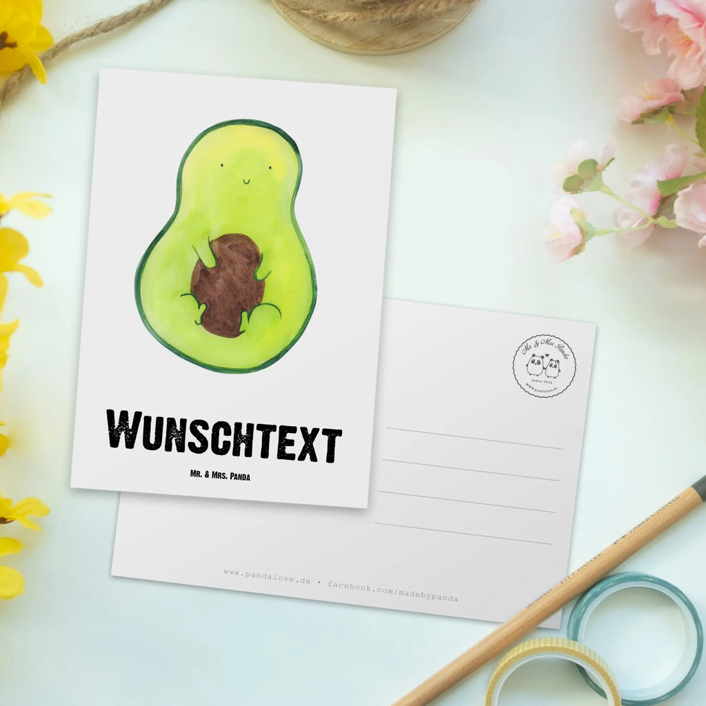 Personalisierte Postkarte Avocado mit Kern Postkarte mit Namen, Postkarte bedrucken, Postkarte mit Wunschtext, Postkarte personalisierbar, Geschenkkarte mit Namen, Grußkarte mit Namen, Karte mit Namen, Einladung mit Namen, Ansichtskarte mit Namen, Geschenkkarte mit Wunschtext, Grußkarte mit Wunschtext, Karte mit Wunschtext, Einladung mit Wunschtext, Ansichtskarte mit Wunschtext, Avocado, Veggie, Vegan, Gesund, Avokado, Avocadokern, Kern, Pflanze, Spruch Leben