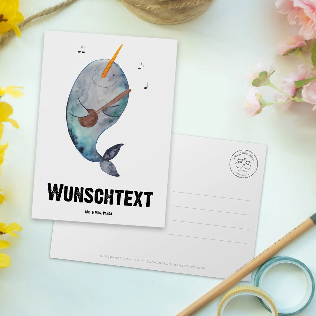 Personalisierte Postkarte Narwal Gitarre Postkarte mit Namen, Postkarte bedrucken, Postkarte mit Wunschtext, Postkarte personalisierbar, Geschenkkarte mit Namen, Grußkarte mit Namen, Karte mit Namen, Einladung mit Namen, Ansichtskarte mit Namen, Geschenkkarte mit Wunschtext, Grußkarte mit Wunschtext, Karte mit Wunschtext, Einladung mit Wunschtext, Ansichtskarte mit Wunschtext, Meerestiere, Meer, Urlaub, Narwal, Wal, Tanzen, Probleme, Problemlösung, Frust, Gespräche, Gitarre