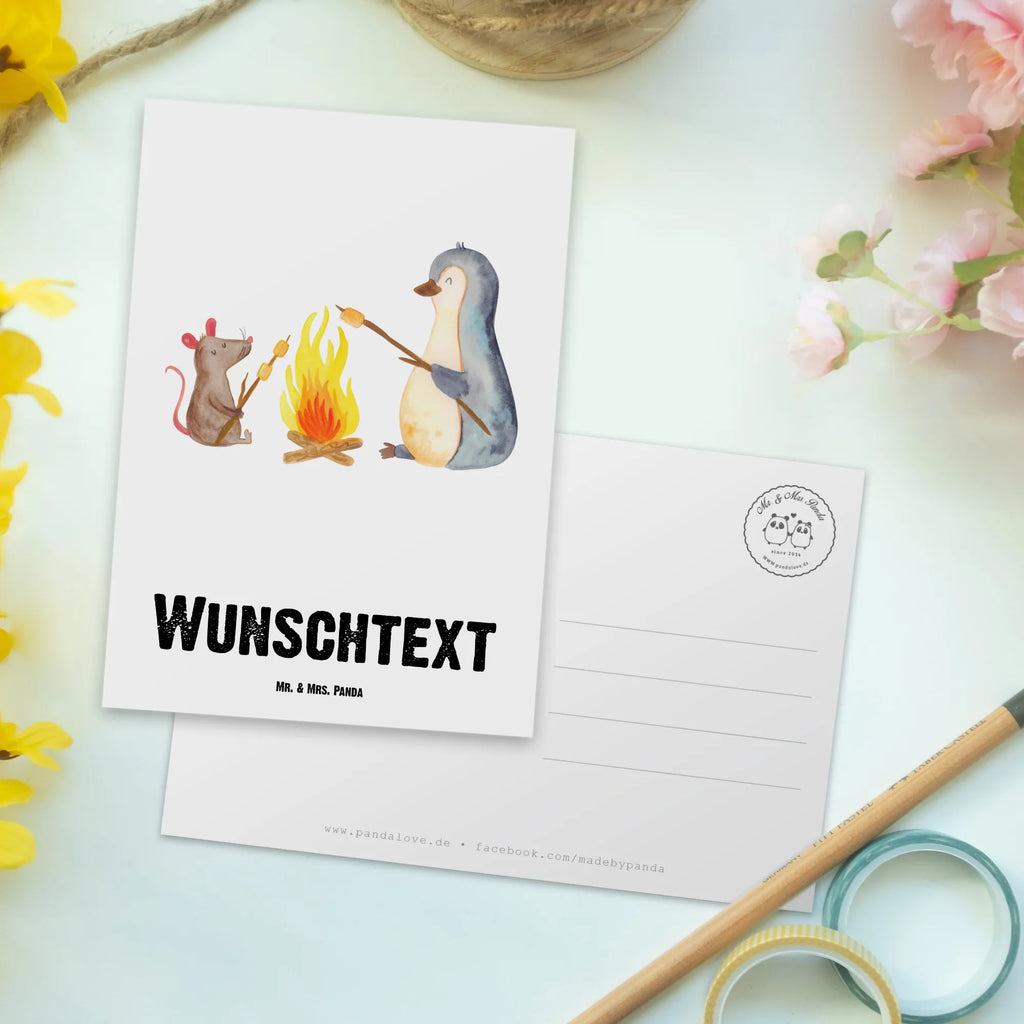 Personalisierte Postkarte Pinguin Lagerfeuer Postkarte mit Namen, Postkarte bedrucken, Postkarte mit Wunschtext, Postkarte personalisierbar, Geschenkkarte mit Namen, Grußkarte mit Namen, Karte mit Namen, Einladung mit Namen, Ansichtskarte mit Namen, Geschenkkarte mit Wunschtext, Grußkarte mit Wunschtext, Karte mit Wunschtext, Einladung mit Wunschtext, Ansichtskarte mit Wunschtext, Pinguin, Maus, Pinguine, Lagerfeuer, Leben, Arbeit, Job, Motivation, Büro, Büroalltag, Lebensspruch, Lebensmotivation, Neustart, Liebe, grillen, Feuer, Marshmallows