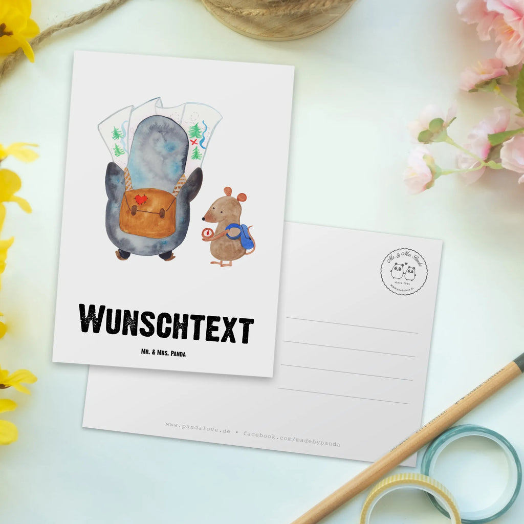 Personalisierte Postkarte Pinguin & Maus Wanderer Postkarte mit Namen, Postkarte bedrucken, Postkarte mit Wunschtext, Postkarte personalisierbar, Geschenkkarte mit Namen, Grußkarte mit Namen, Karte mit Namen, Einladung mit Namen, Ansichtskarte mit Namen, Geschenkkarte mit Wunschtext, Grußkarte mit Wunschtext, Karte mit Wunschtext, Einladung mit Wunschtext, Ansichtskarte mit Wunschtext, Pinguin, Pinguine, Abenteurer, Abenteuer, Roadtrip, Ausflug, Wanderlust, wandern