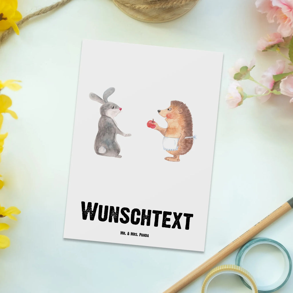 Personalisierte Postkarte Liebe ist nie ohne Schmerz Postkarte mit Namen, Postkarte bedrucken, Postkarte mit Wunschtext, Postkarte personalisierbar, Geschenkkarte mit Namen, Grußkarte mit Namen, Karte mit Namen, Einladung mit Namen, Ansichtskarte mit Namen, Geschenkkarte mit Wunschtext, Grußkarte mit Wunschtext, Karte mit Wunschtext, Einladung mit Wunschtext, Ansichtskarte mit Wunschtext, Tiermotive, Gute Laune, lustige Sprüche, Tiere, Igel und Hase, Igel, Hase, Liebe Spruch, Liebeskummer Geschenk, Herzschmerz, Trösten, Trennungsschmerz, Spruch romantisch