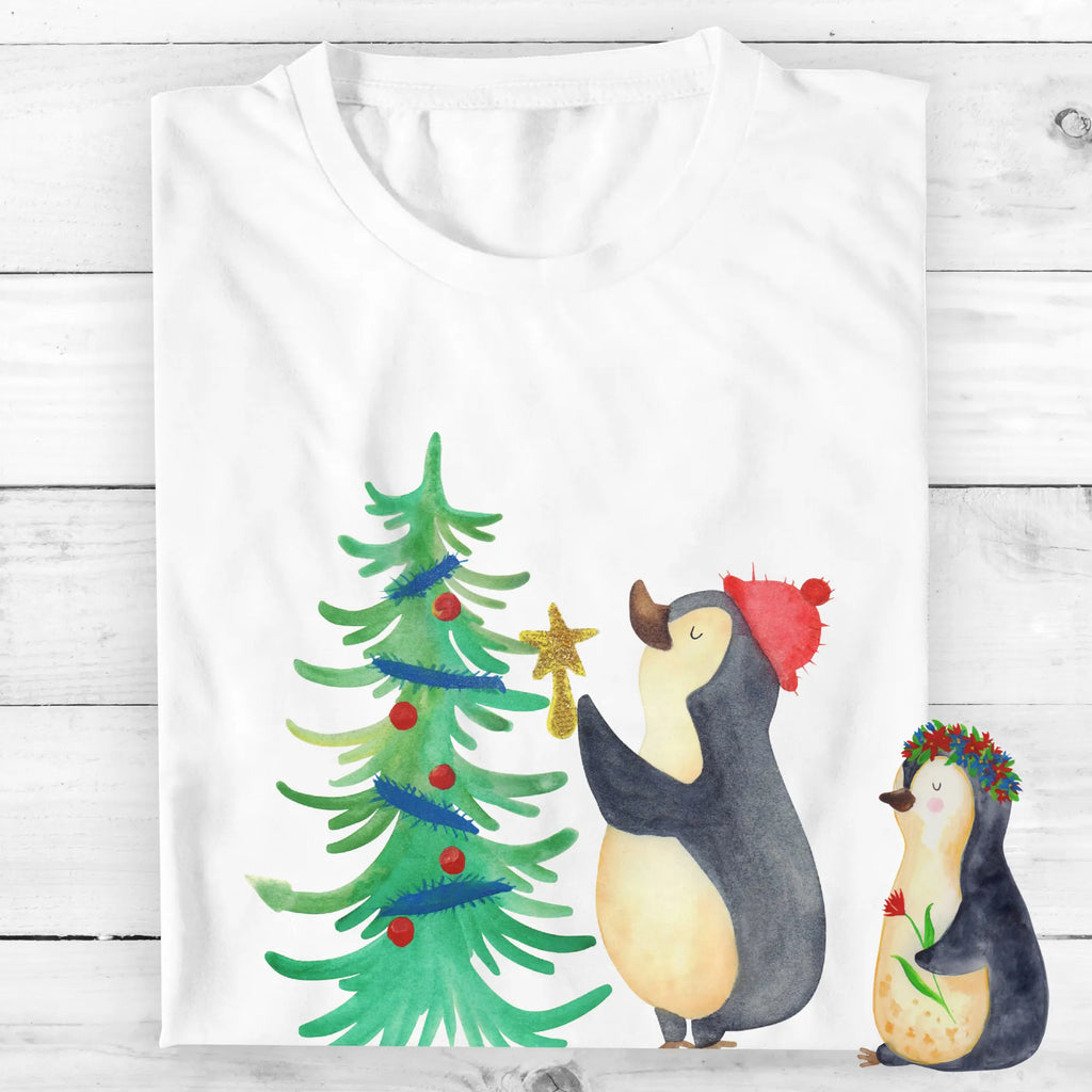 Personalisiertes T-Shirt Pinguin Weihnachtsbaum T-Shirt Personalisiert, T-Shirt mit Namen, T-Shirt mit Aufruck, Männer, Frauen, Wunschtext, Bedrucken, Winter, Weihnachten, Weihnachtsdeko, Nikolaus, Advent, Heiligabend, Wintermotiv, Pinguin