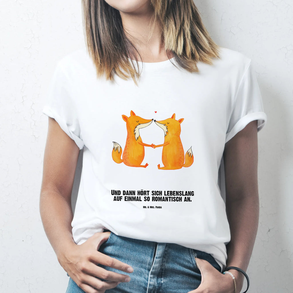 Personalisiertes T-Shirt Füchse Liebe T-Shirt Personalisiert, T-Shirt mit Namen, T-Shirt mit Aufruck, Männer, Frauen, Wunschtext, Bedrucken, Fuchs, Füchse, Fox, Liebe, Liebespaar, Paar, Partner, Freundin, Freund, Ehe, Verlobte, Ehemann, Ehefrau, Liebesbeweis