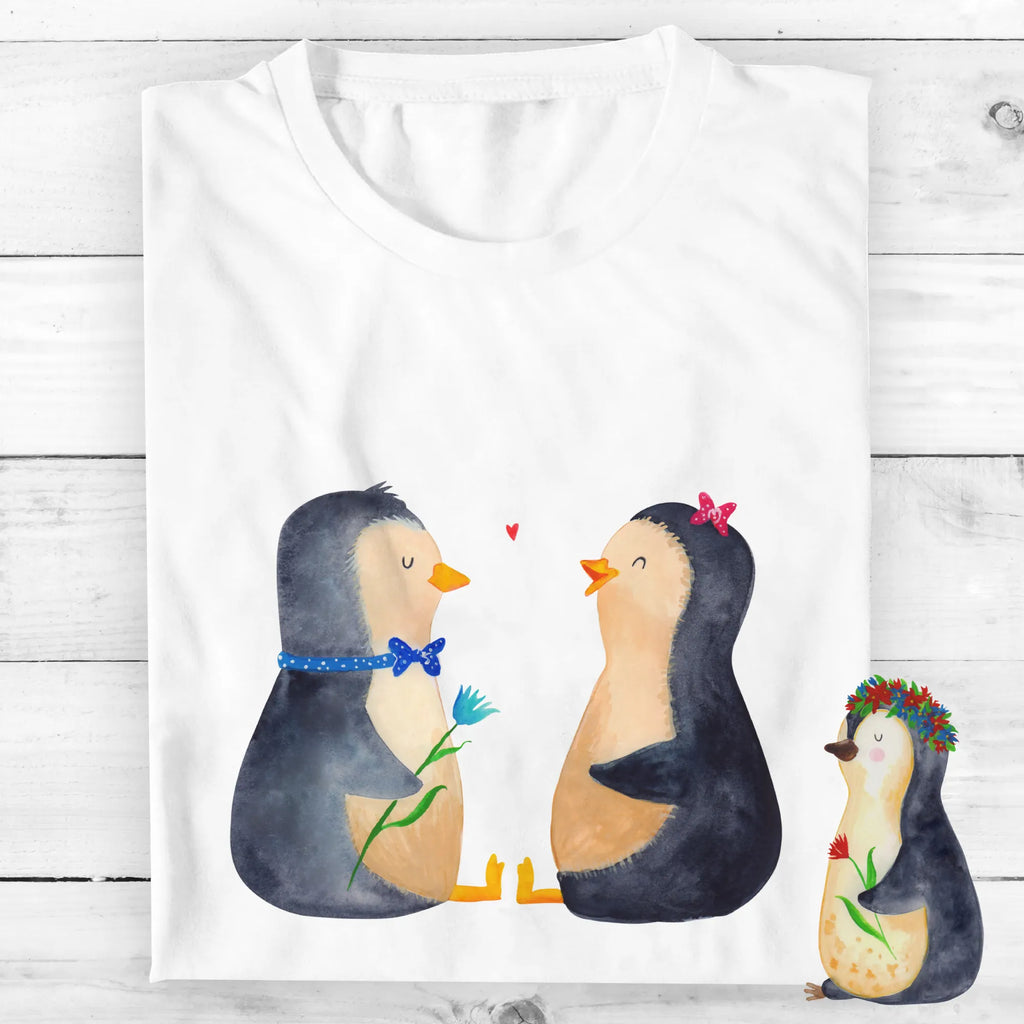 Personalisiertes T-Shirt Pinguin Pärchen T-Shirt Personalisiert, T-Shirt mit Namen, T-Shirt mit Aufruck, Männer, Frauen, Wunschtext, Bedrucken, Pinguin, Pinguine, Liebe, Liebespaar, Liebesbeweis, Liebesgeschenk, Verlobung, Jahrestag, Hochzeitstag, Hochzeit, Hochzeitsgeschenk, große Liebe, Traumpaar