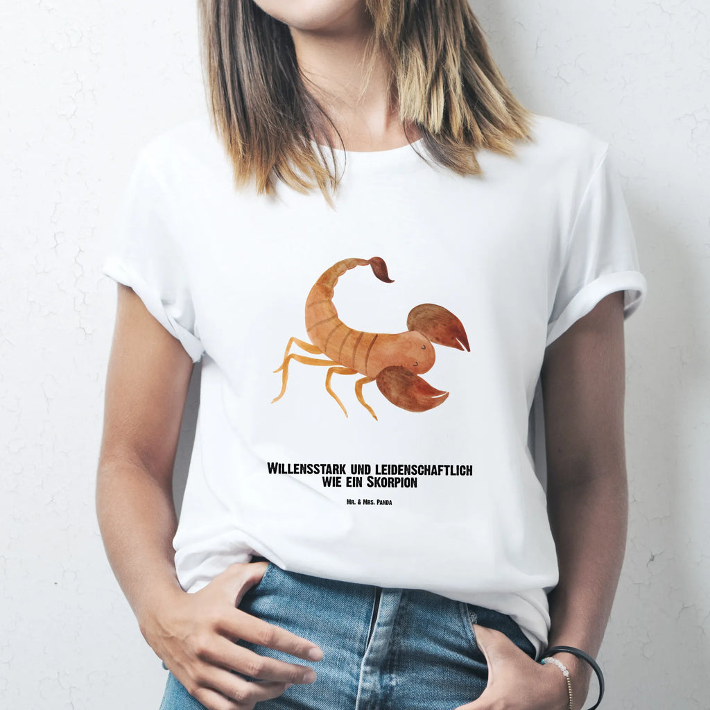 Personalisiertes T-Shirt Sternzeichen Skorpion T-Shirt Personalisiert, T-Shirt mit Namen, T-Shirt mit Aufruck, Männer, Frauen, Wunschtext, Bedrucken, Tierkreiszeichen, Sternzeichen, Horoskop, Astrologie, Aszendent, Skorpione, Skorpion Geschenk, Skorpion Sternzeichen, Geschenk Oktober, Geschenk November, Geburtstag Oktober, Geburtstag November