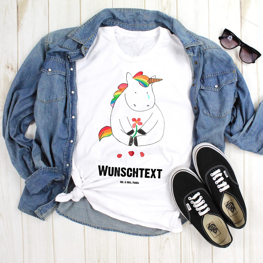 Personalisiertes T-Shirt Einhorn Traurig T-Shirt Personalisiert, T-Shirt mit Namen, T-Shirt mit Aufruck, Männer, Frauen, Wunschtext, Bedrucken, Einhorn, Einhörner, Einhorn Deko, Pegasus, Unicorn, Glitzer, Trösten. Freundschaft, Freunde, Liebe, Trauer, Grußkarte, Blume